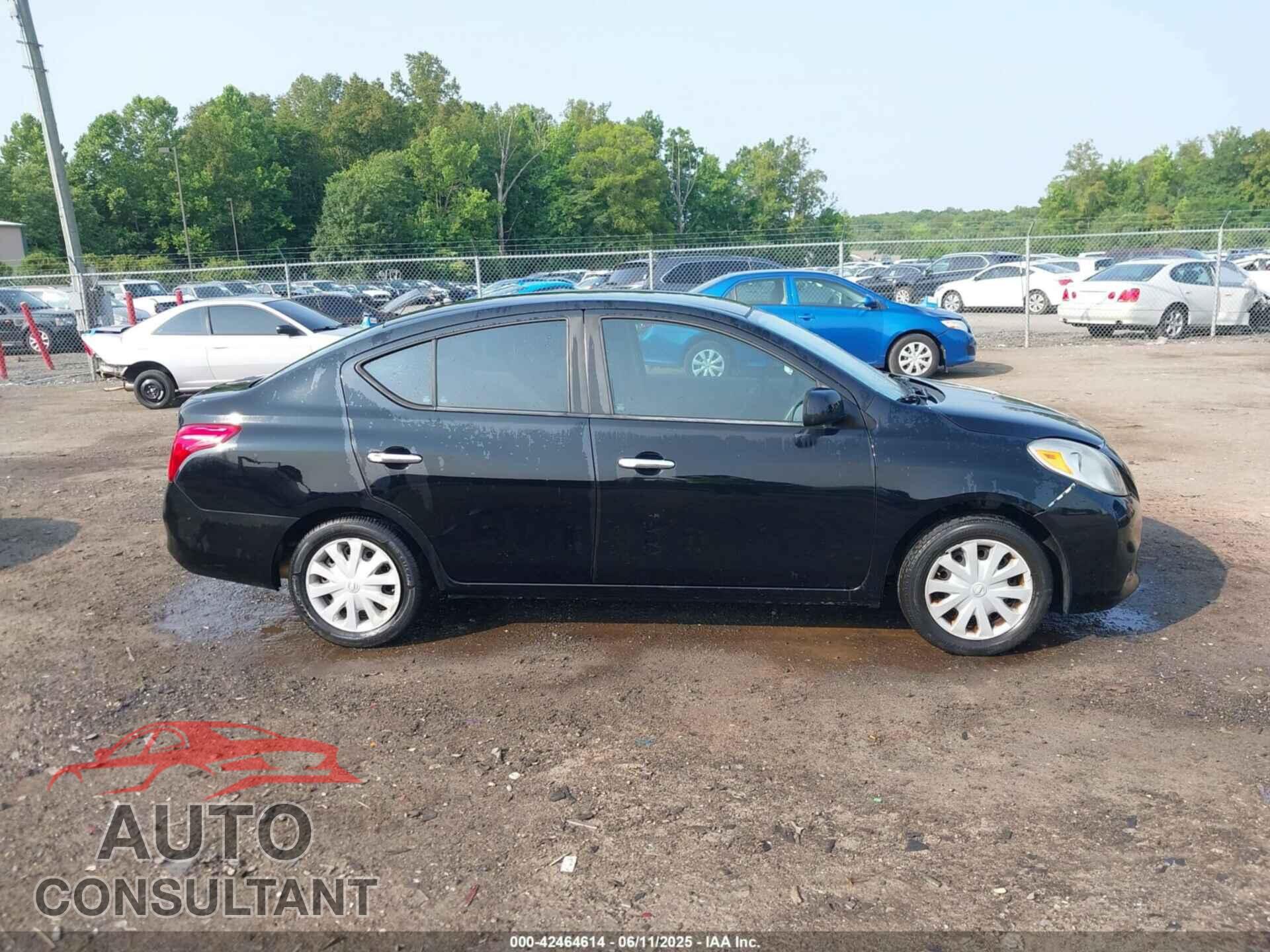 NISSAN VERSA 2012 - 3N1CN7AP1CL820696