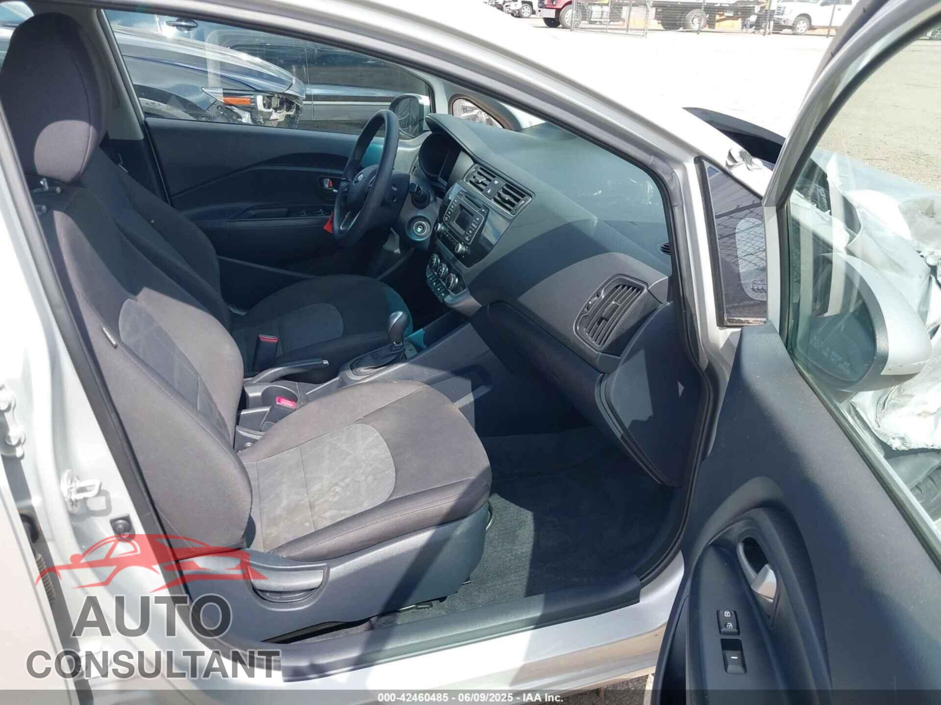 KIA RIO 2016 - KNADM4A33G6576708