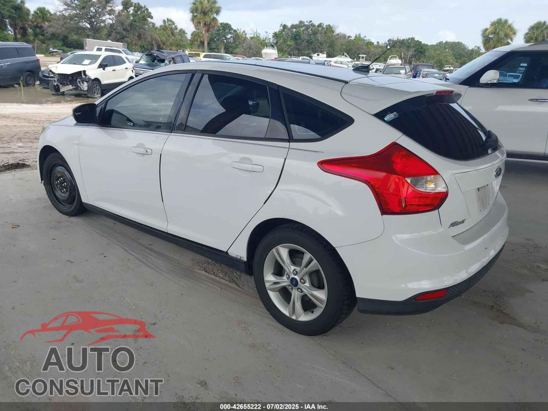 FORD FOCUS 2014 - 1FADP3K29EL422020