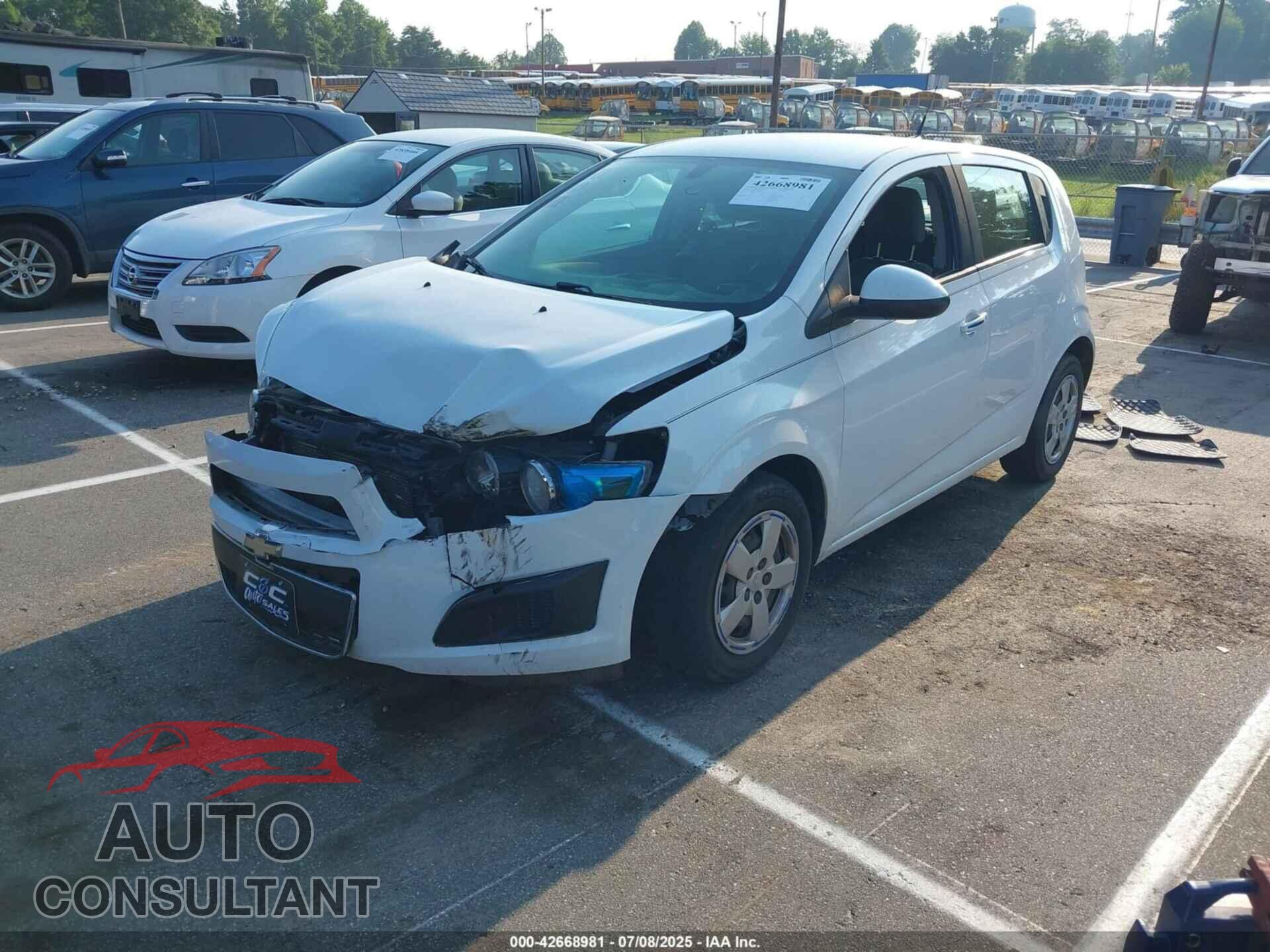 CHEVROLET SONIC 2014 - 1G1JA6SH2E4197320
