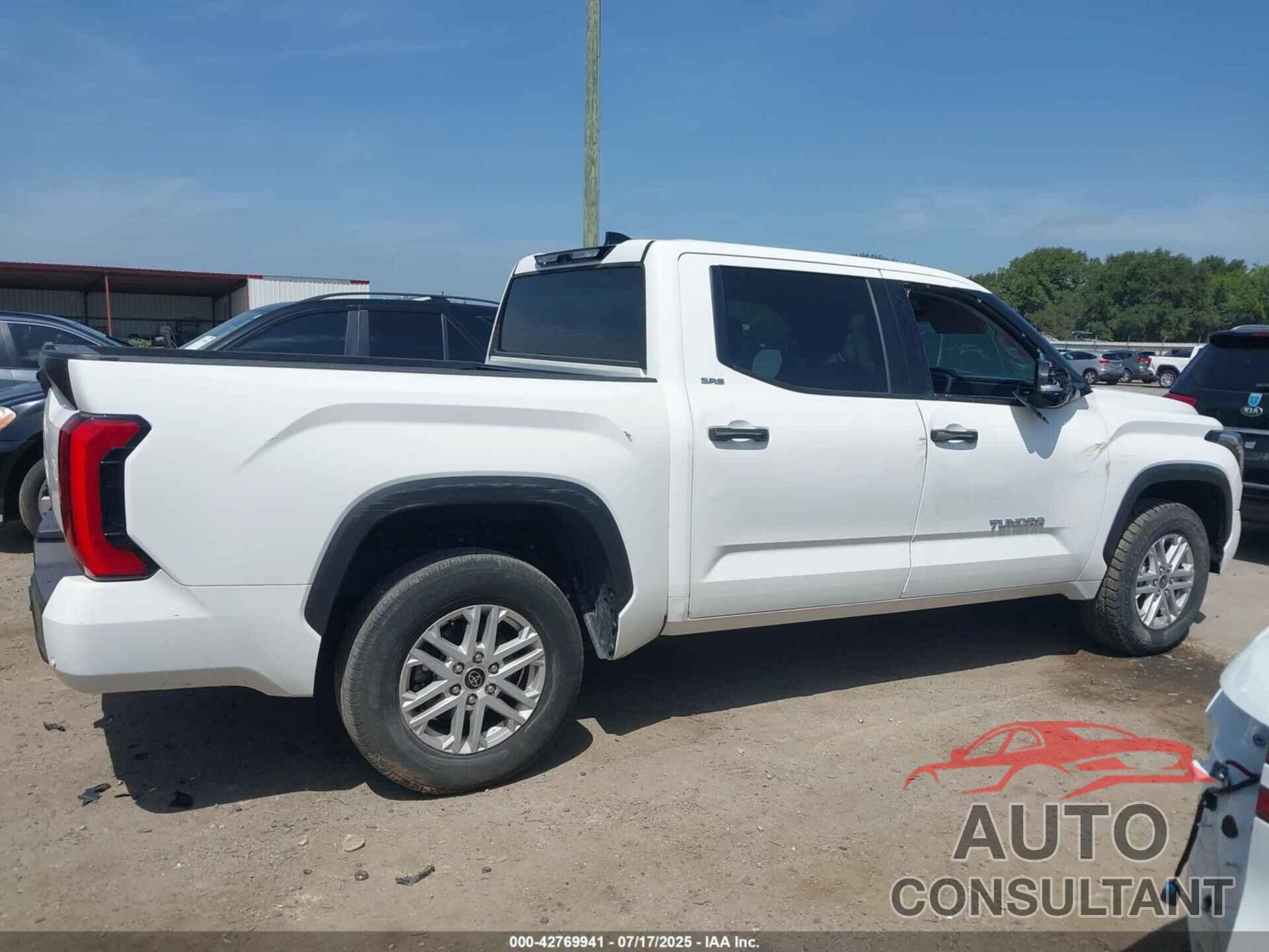TOYOTA TUNDRA 2023 - 5TFLA5AB4PX021409