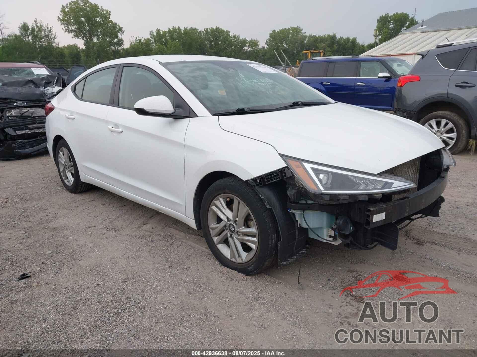 HYUNDAI ELANTRA 2020 - 5NPD84LF8LH582616