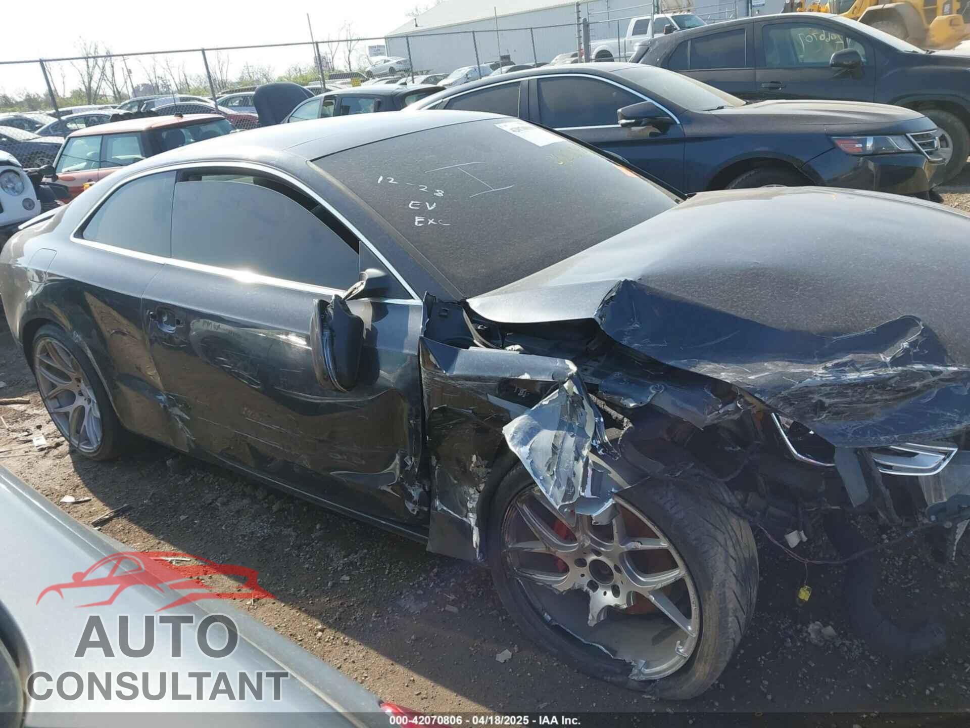 AUDI A5 2013 - WAUVFAFR7DA046521