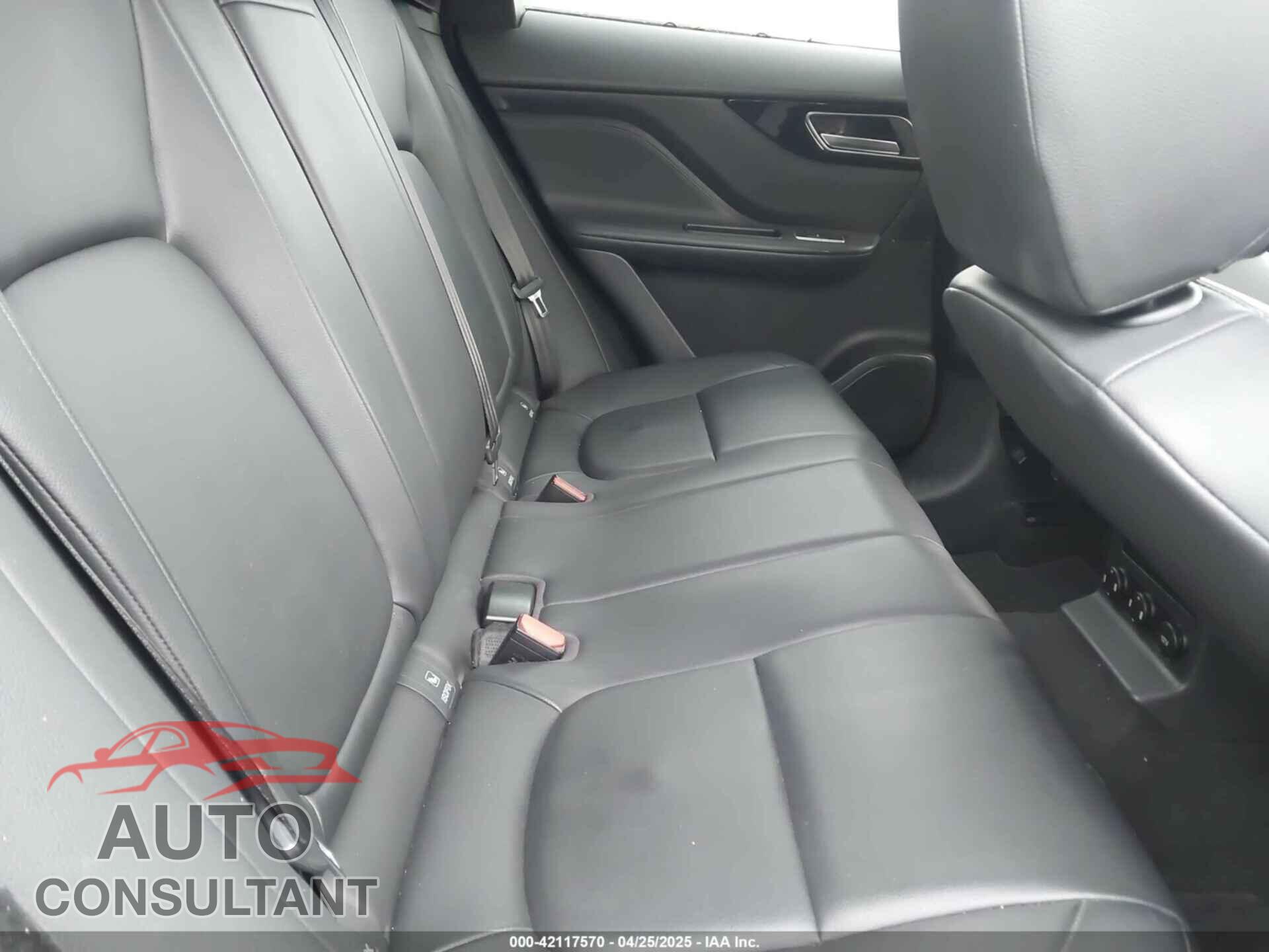 JAGUAR F-PACE 2017 - SADCJ2BNXHA087740