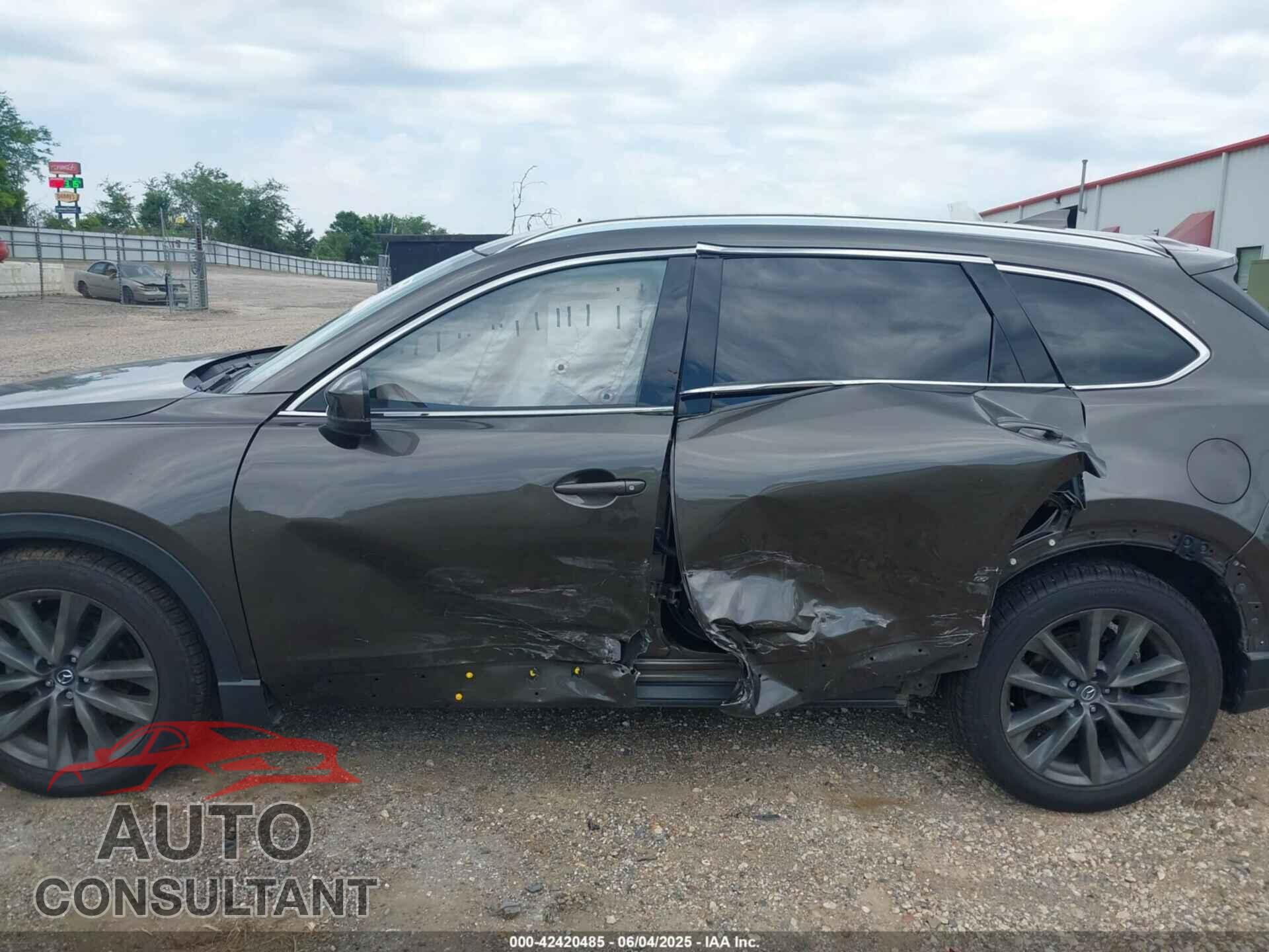MAZDA CX-9 2016 - JM3TCADY8G0110032