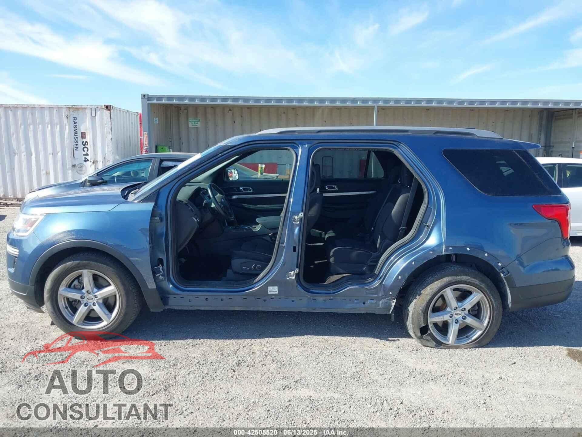 FORD EXPLORER 2018 - 1FM5K7D80JGA32007