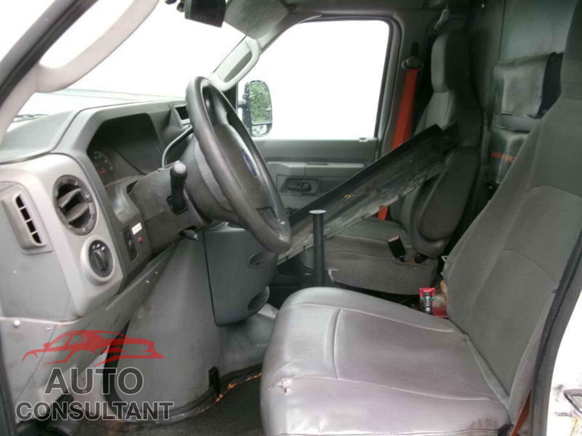 FORD ECONOLINE 2010 - 1FTNE1EWXADA91640