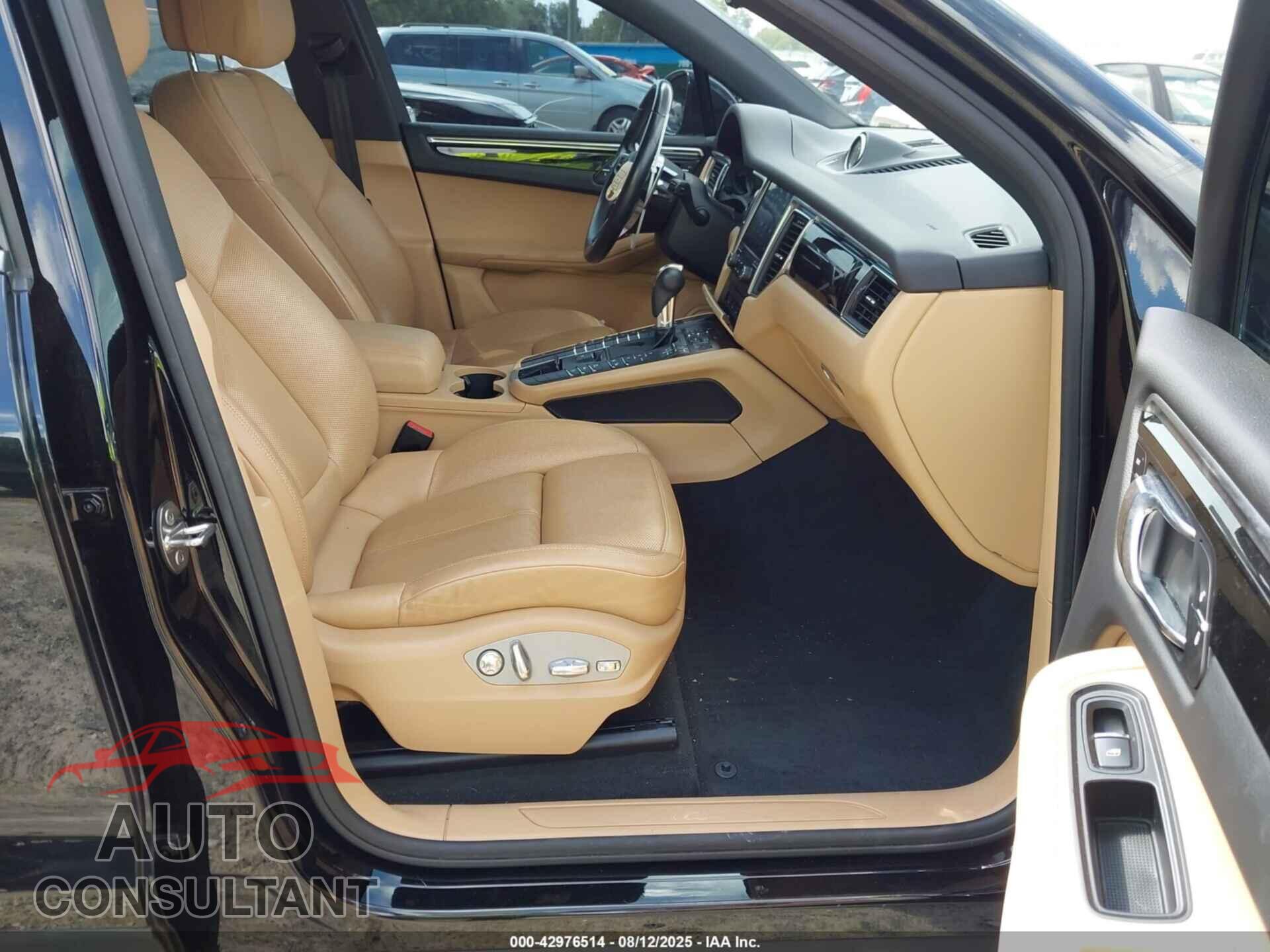 PORSCHE MACAN 2018 - WP1AA2A56JLB07818