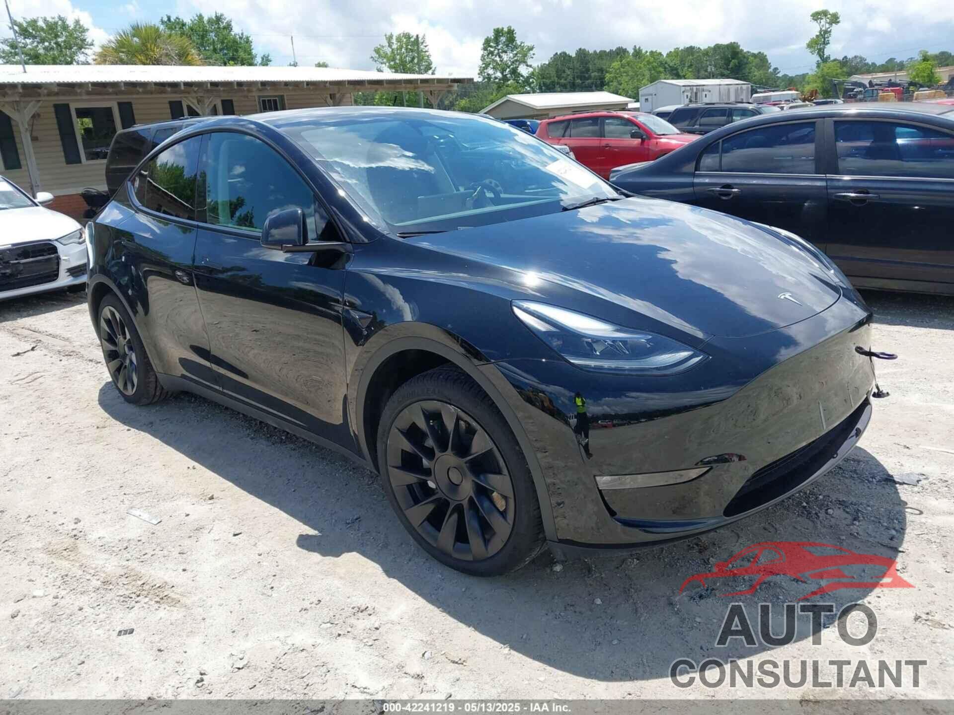 TESLA MODEL Y 2023 - 7SAYGAEE5PF878157