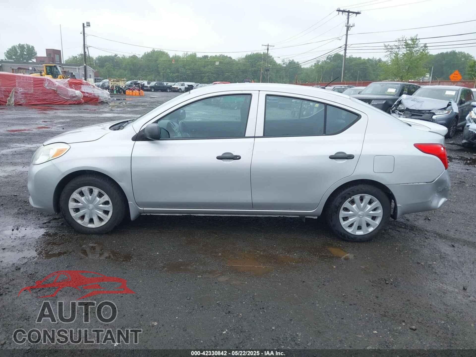 NISSAN VERSA 2014 - 3N1CN7AP3EL830455