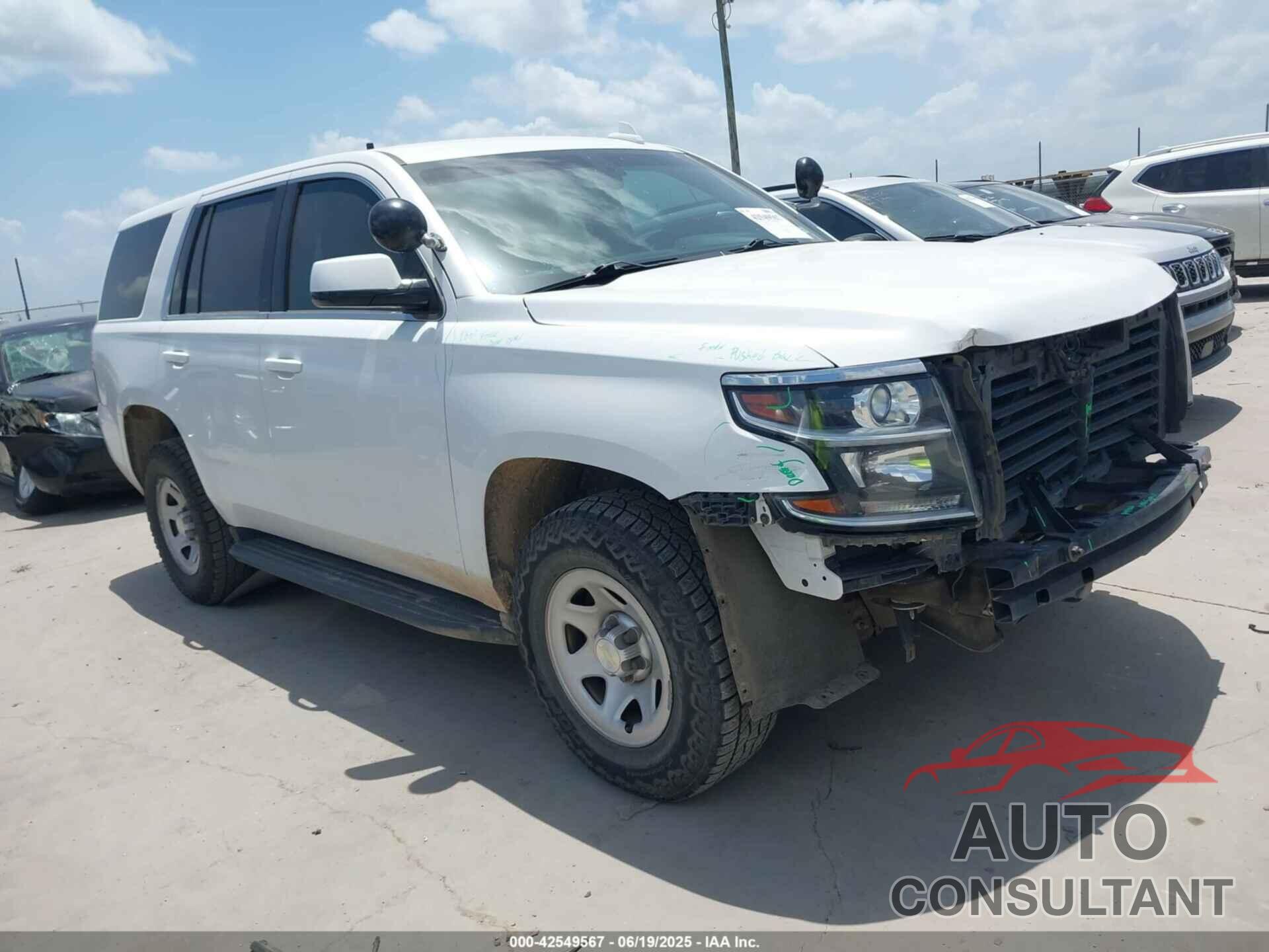 CHEVROLET TAHOE 2018 - 1GNSKFEC1JR304628