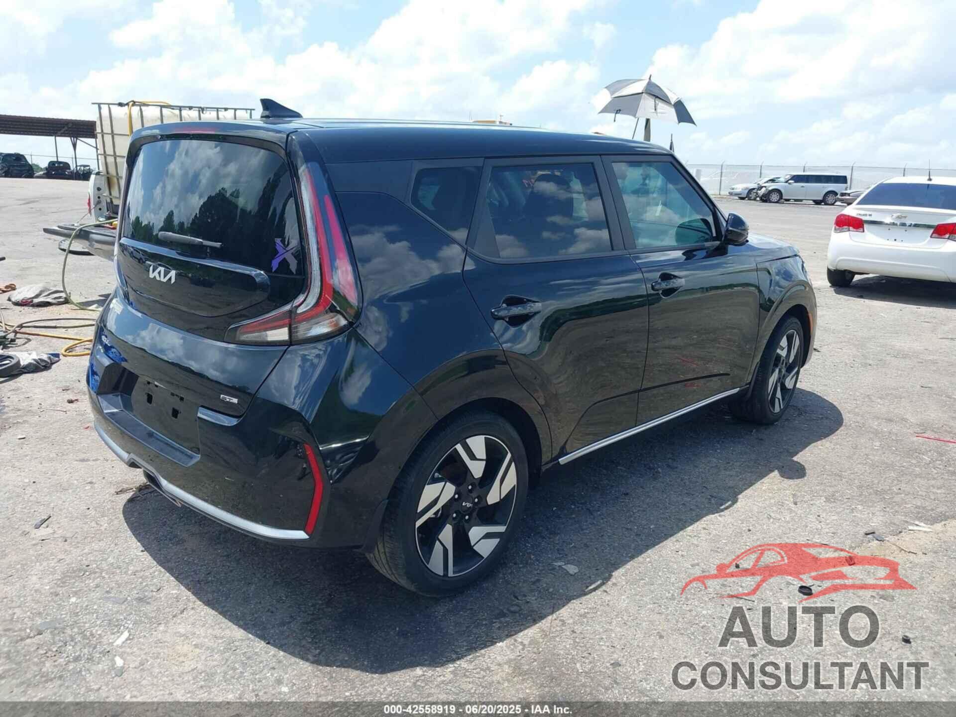 KIA SOUL 2023 - KNDJ53AUXP7872874