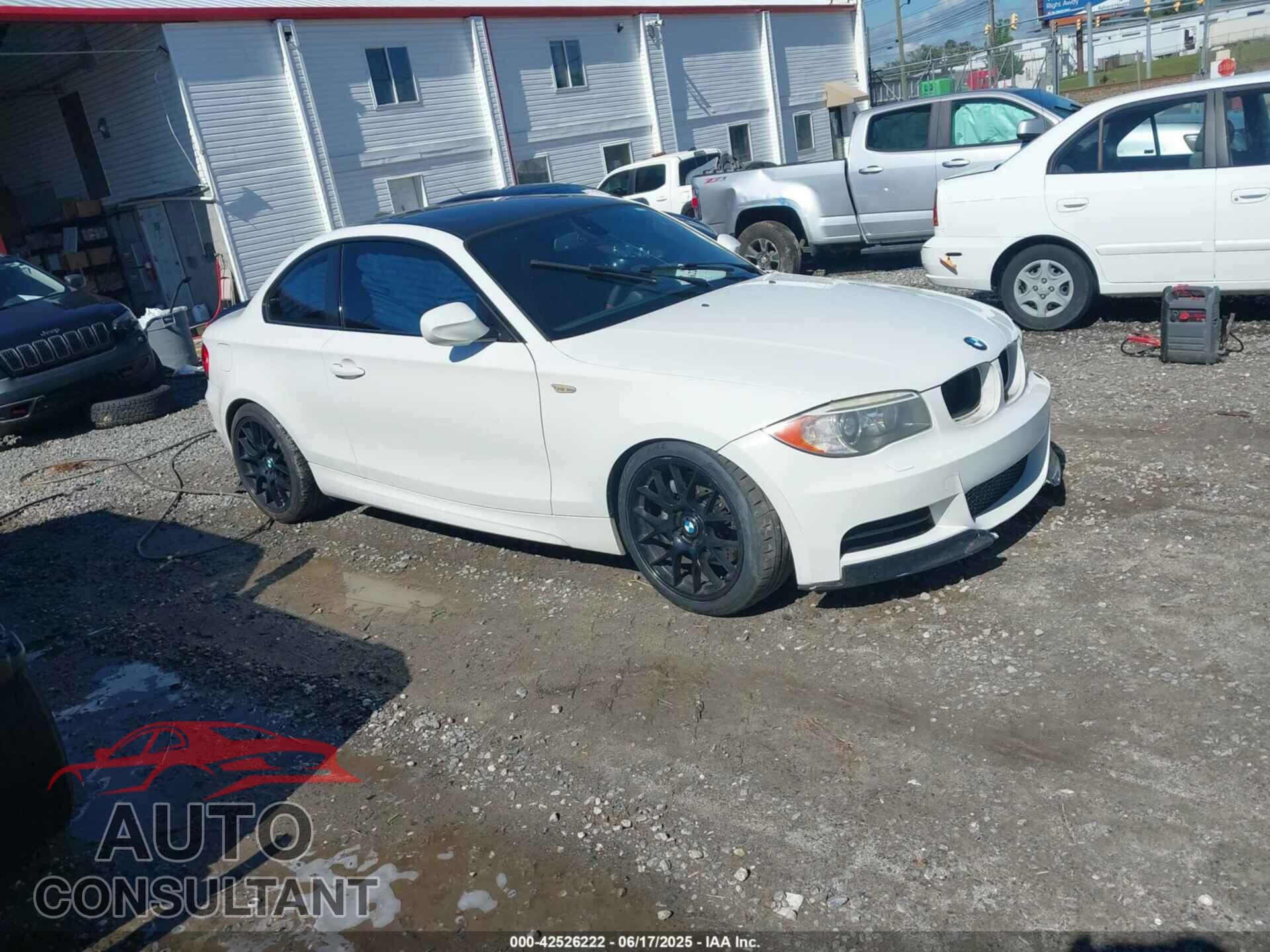 BMW 135I 2013 - WBAUC9C59DVM13710