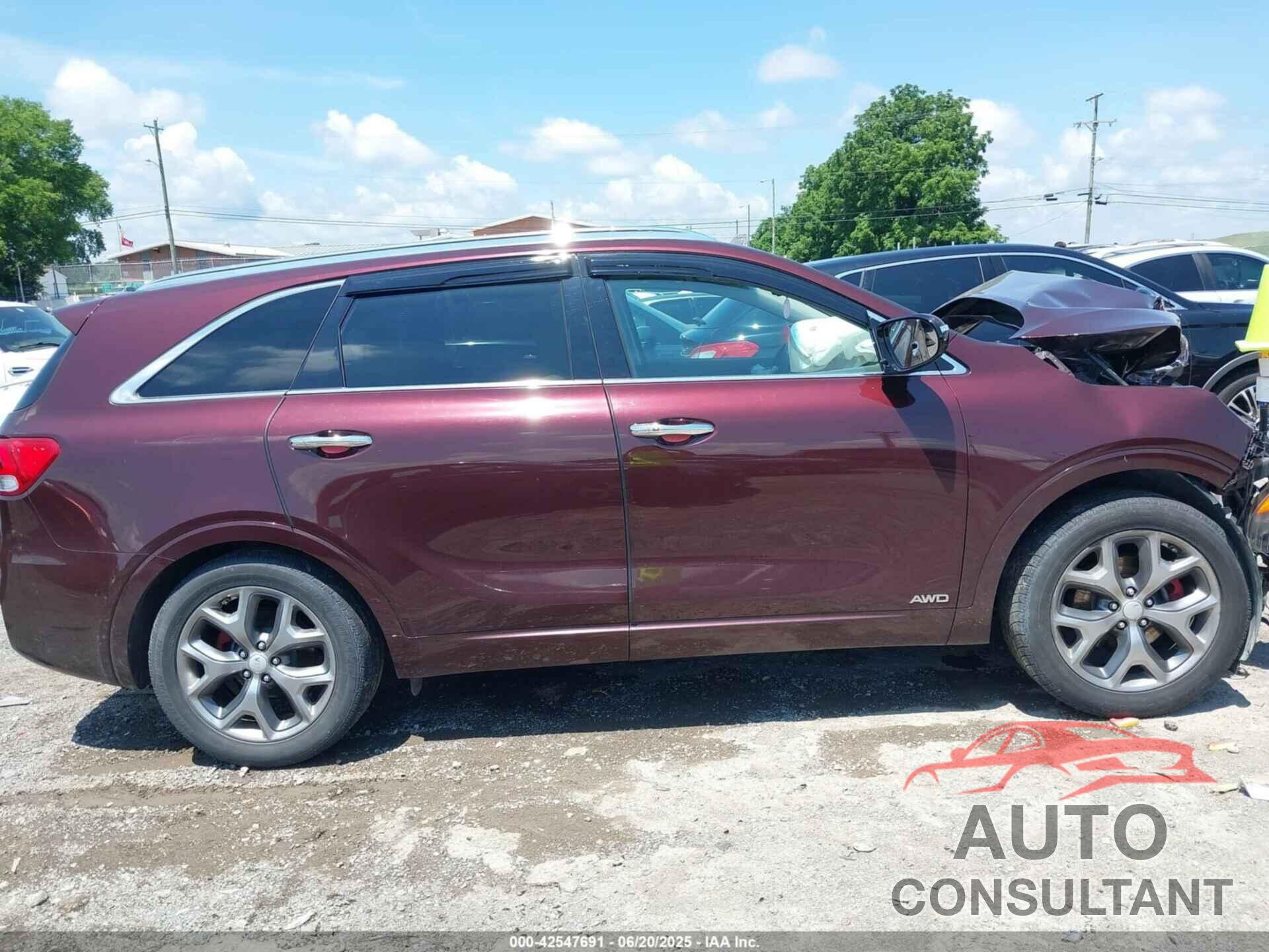 KIA SORENTO 2017 - 5XYPKDA54HG311401