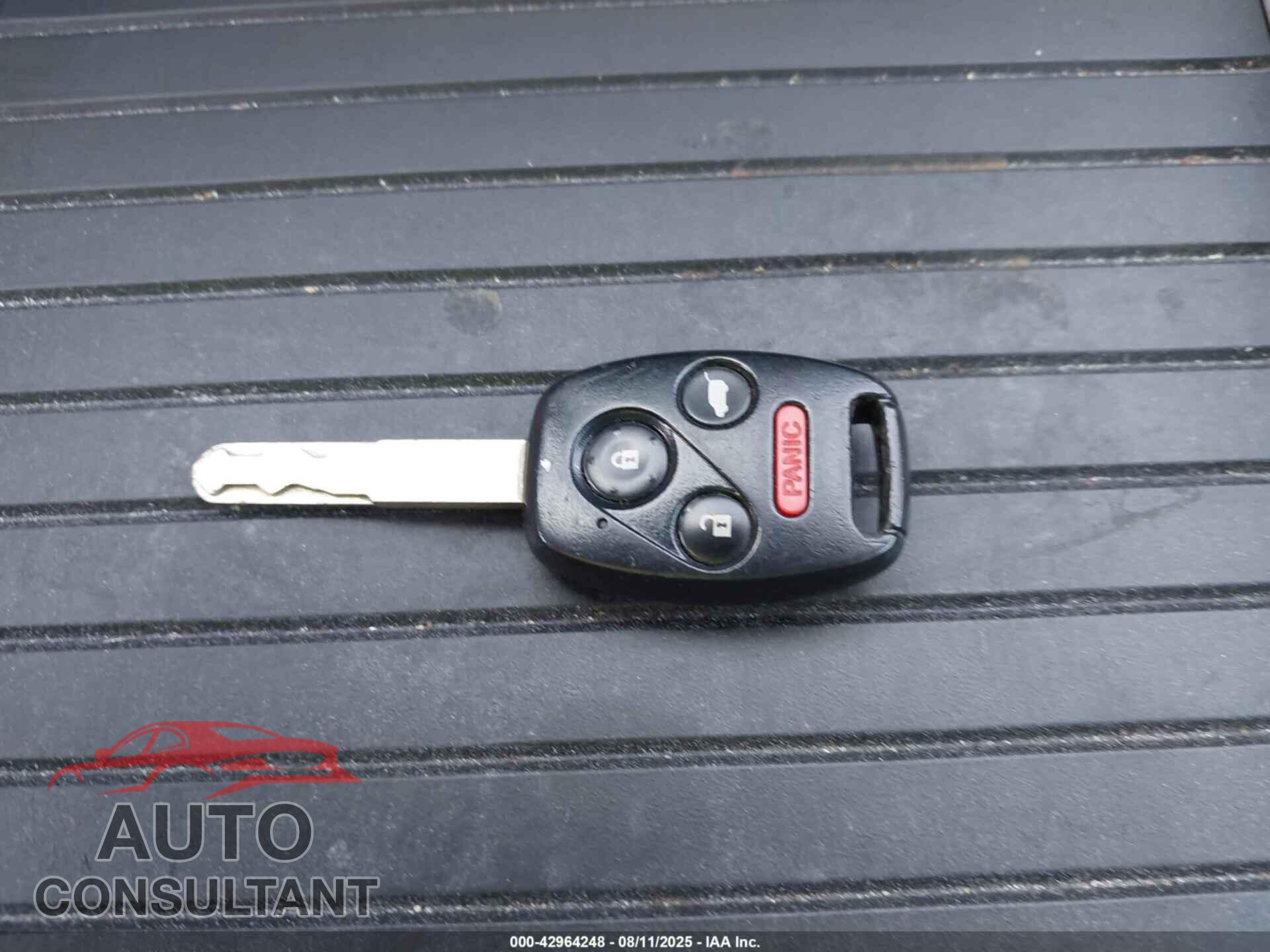 HONDA PILOT 2015 - 5FNYF4H29FB009059