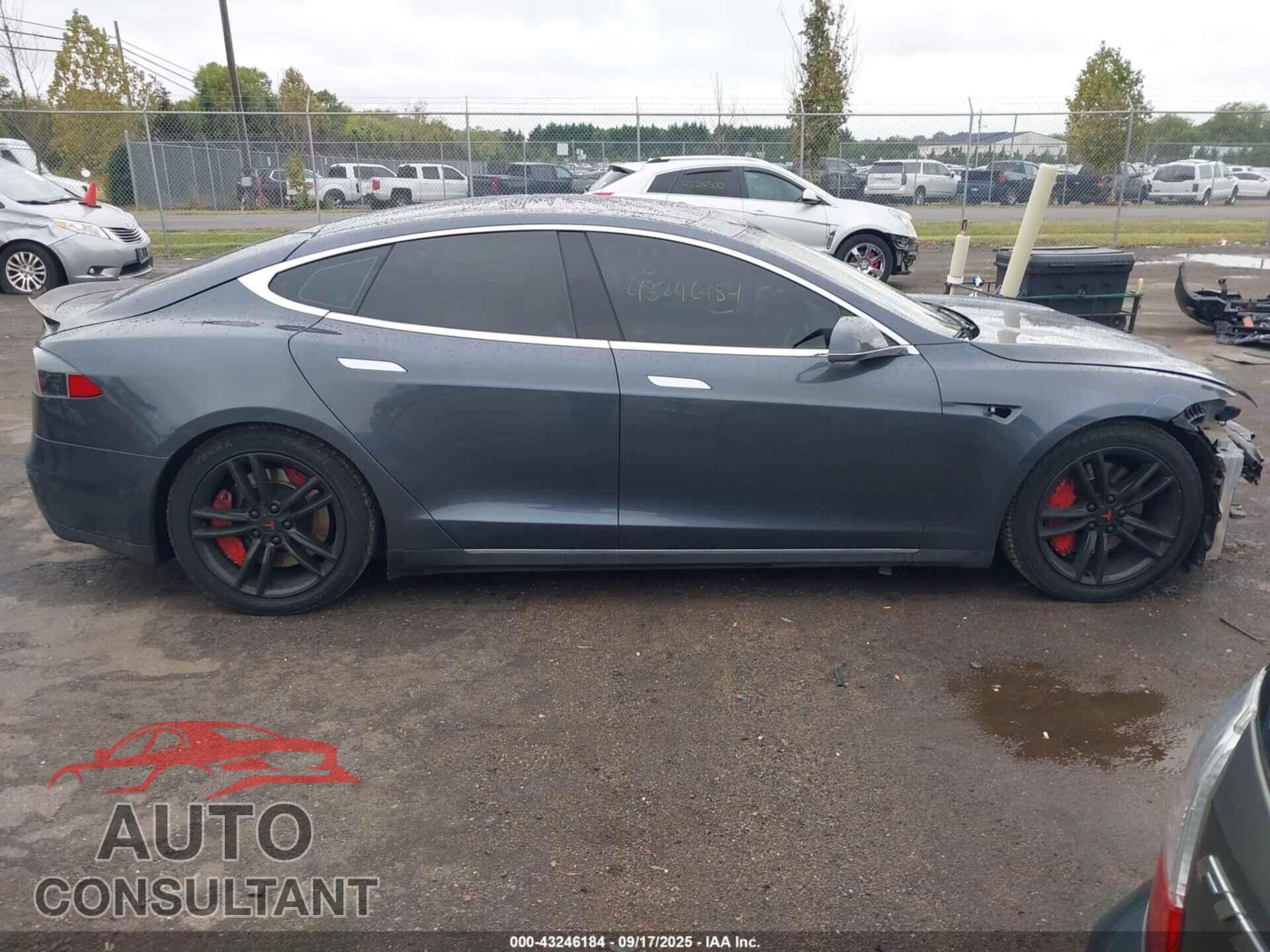 TESLA MODEL S 2014 - 5YJSA1H17EFP56474