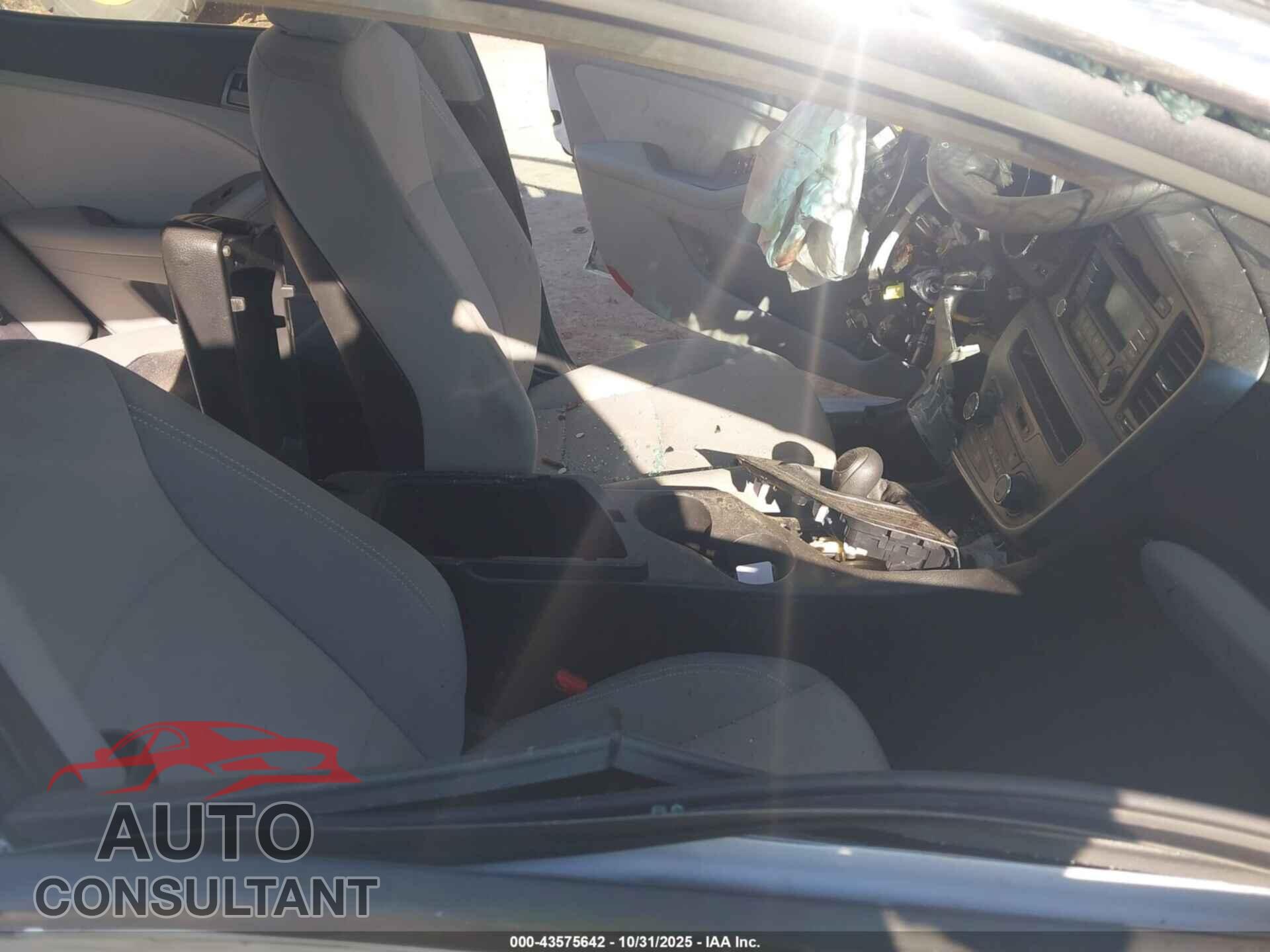 KIA OPTIMA 2013 - KNAGM4A78D5304687