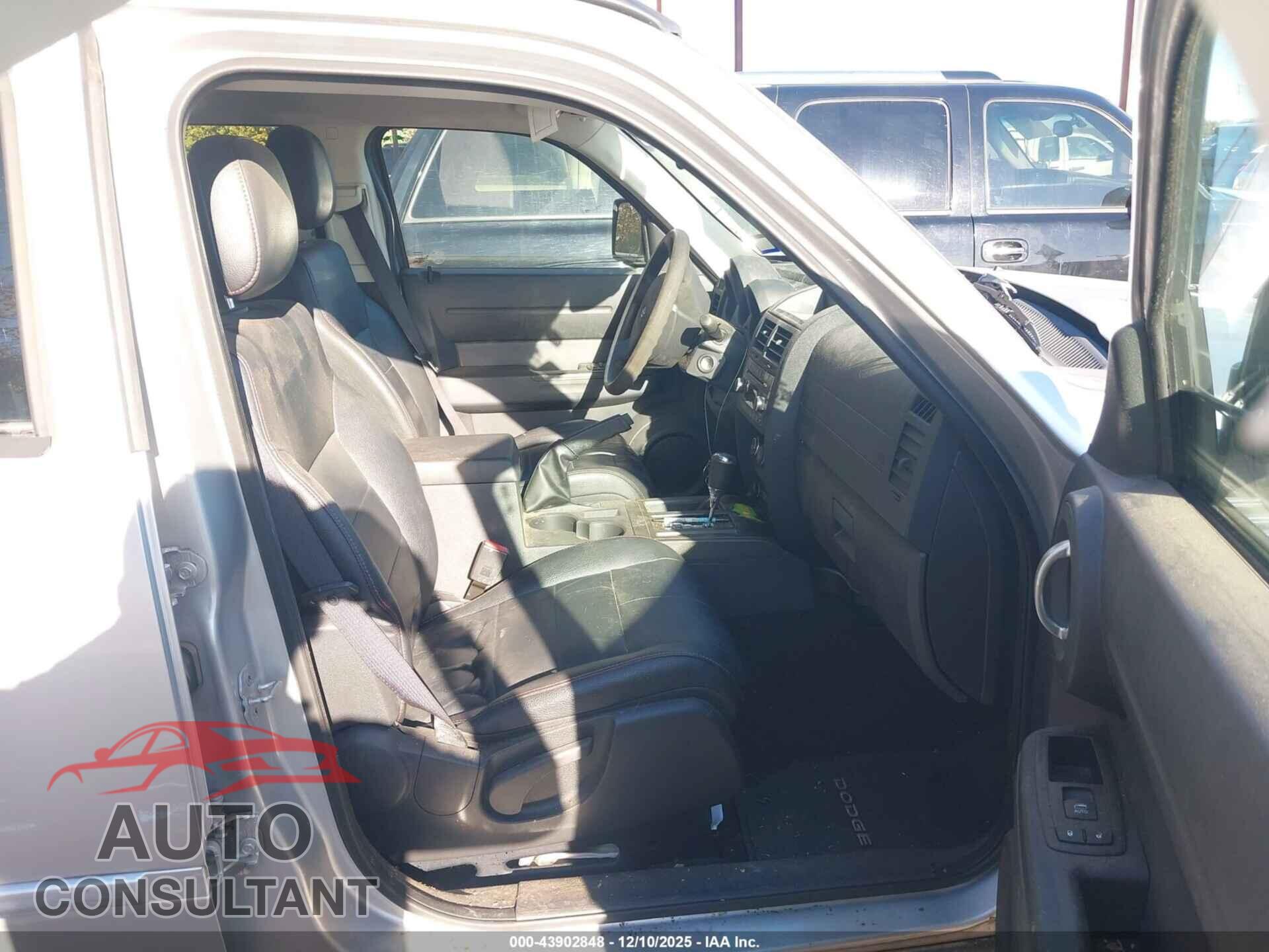 DODGE NITRO 2011 - 1D4PT4GX4BW606470