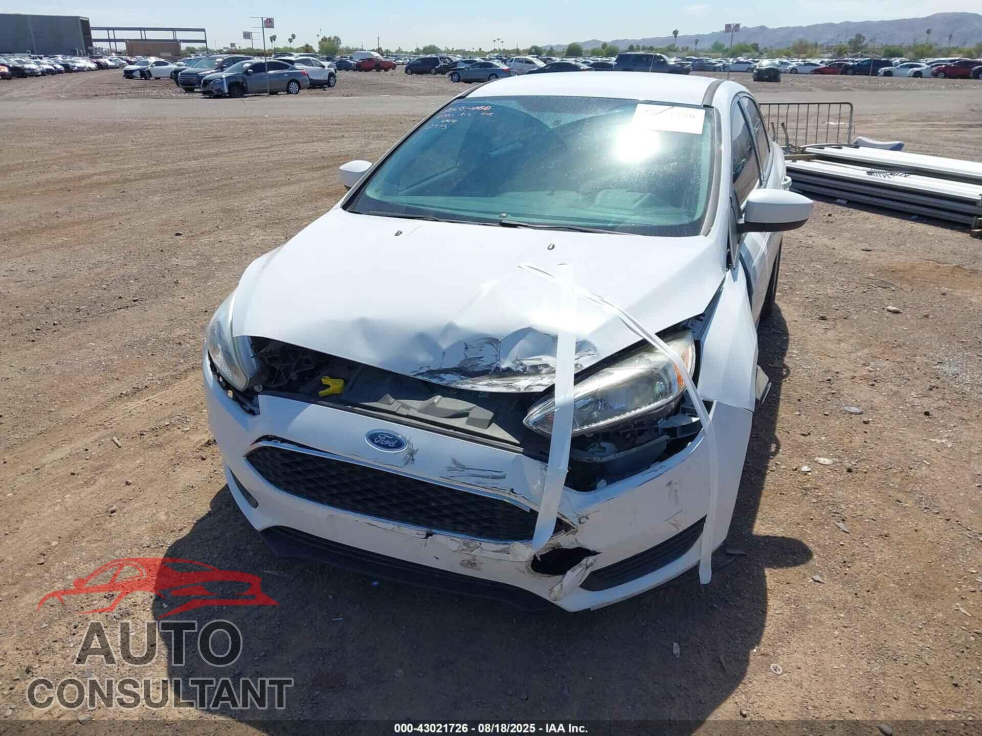 FORD FOCUS 2018 - 1FADP3F2XJL212773
