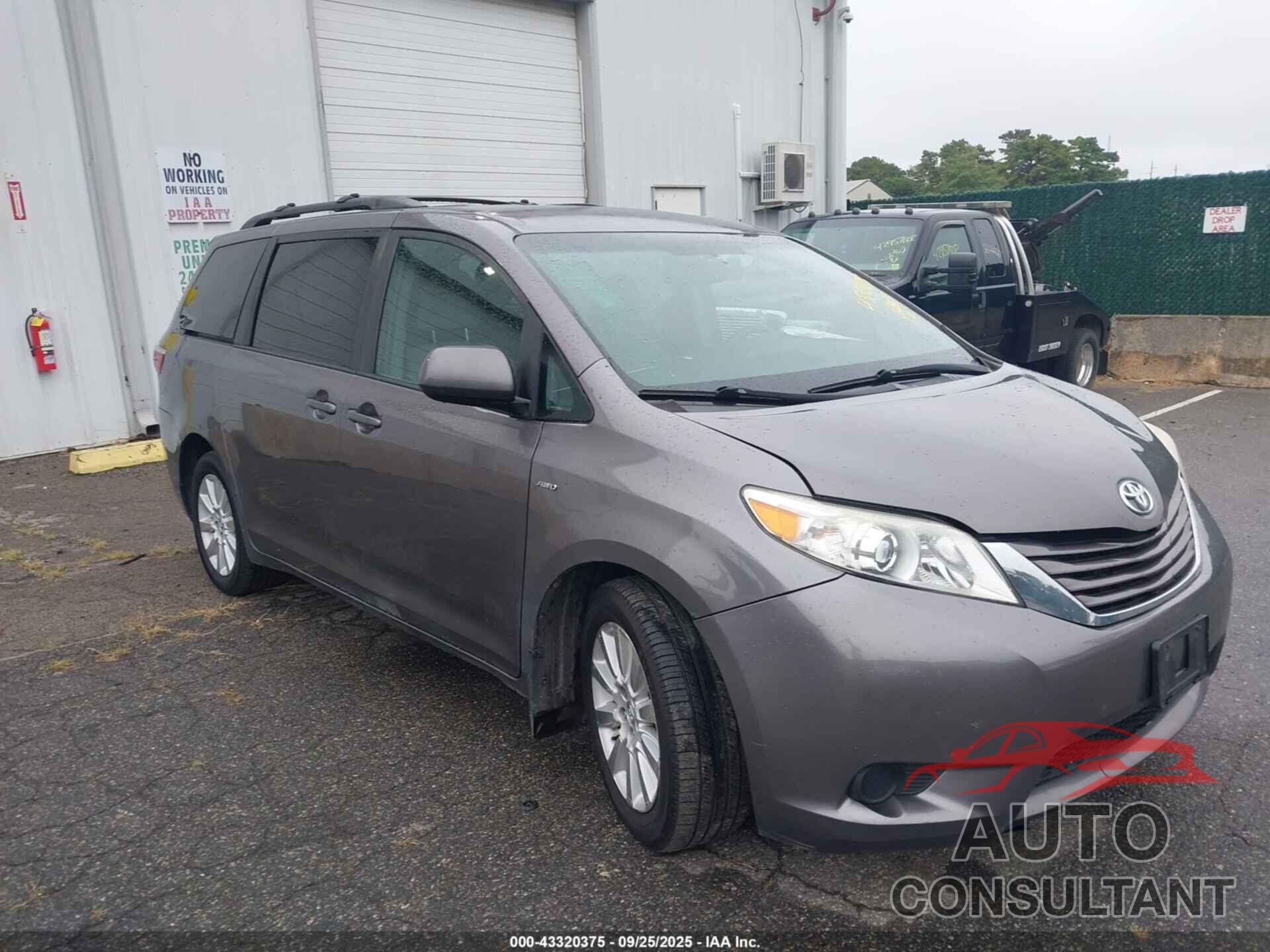 TOYOTA SIENNA 2016 - 5TDJK3DC1GS144667