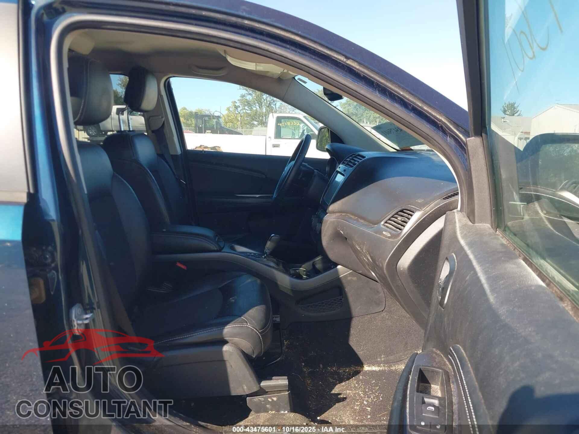 DODGE JOURNEY 2015 - 3C4PDCGG2FT724971