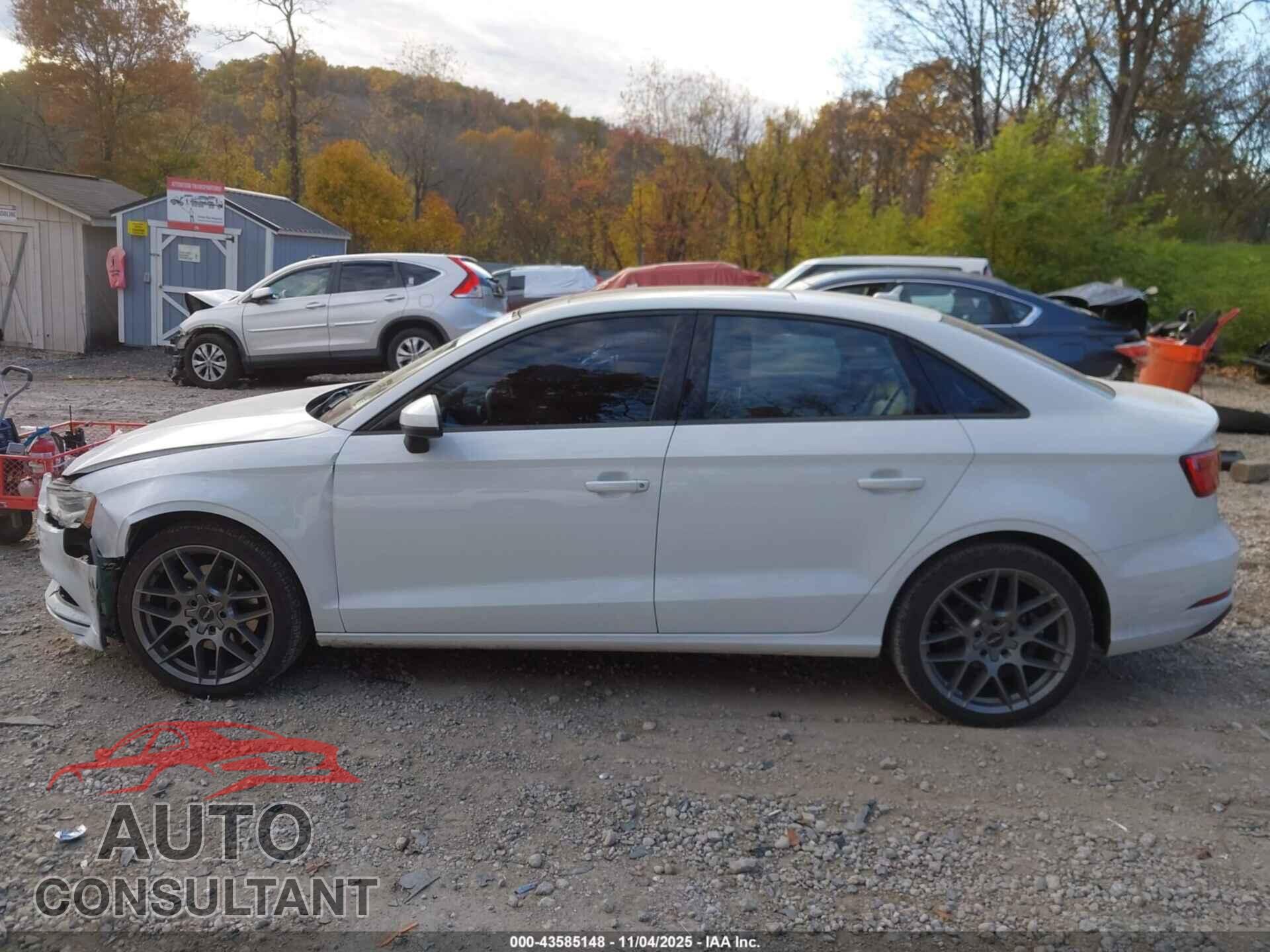AUDI A3 2017 - WAUB8GFF1H1032979
