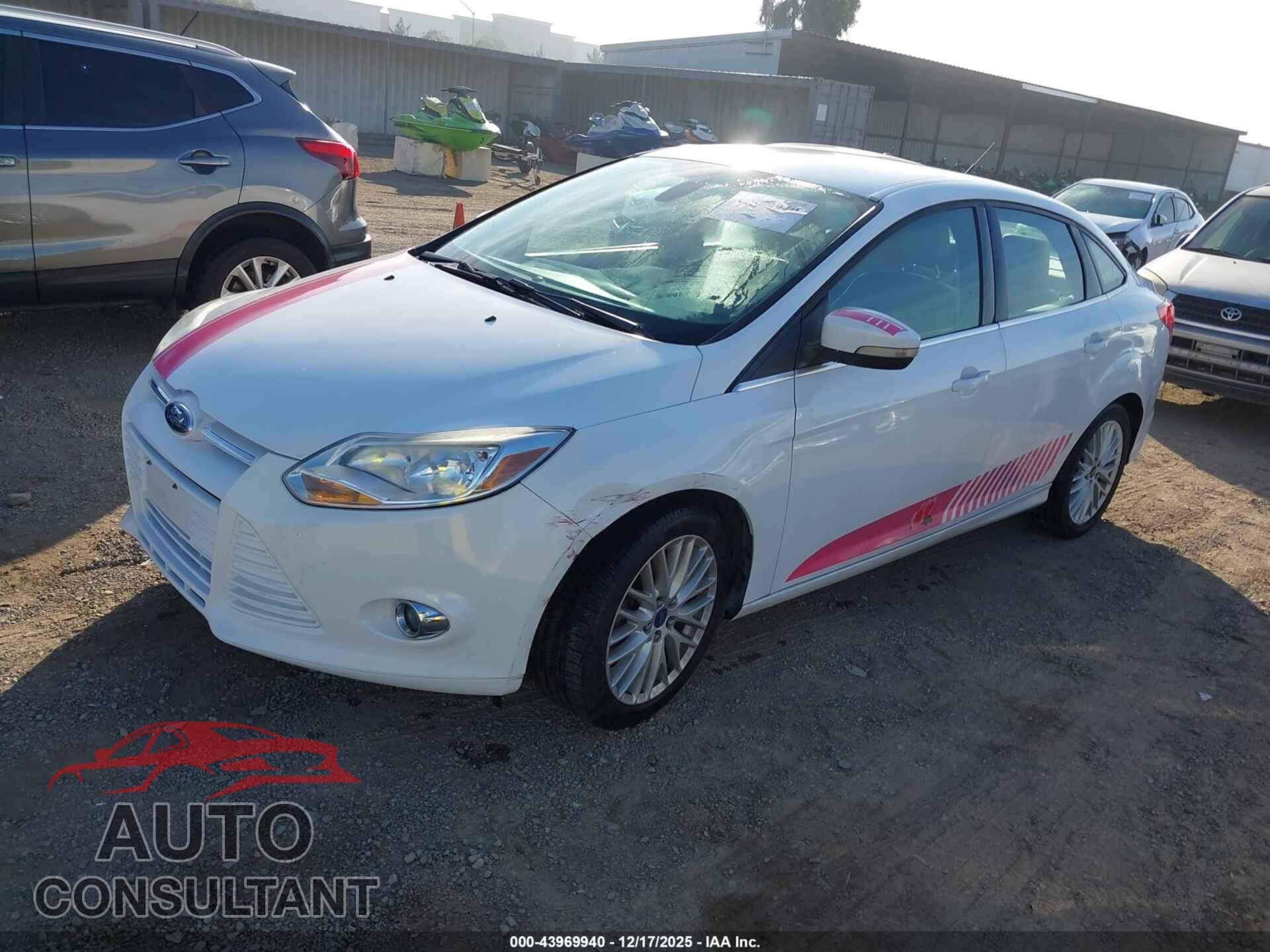 FORD FOCUS 2012 - 1FAHP3H23CL194716
