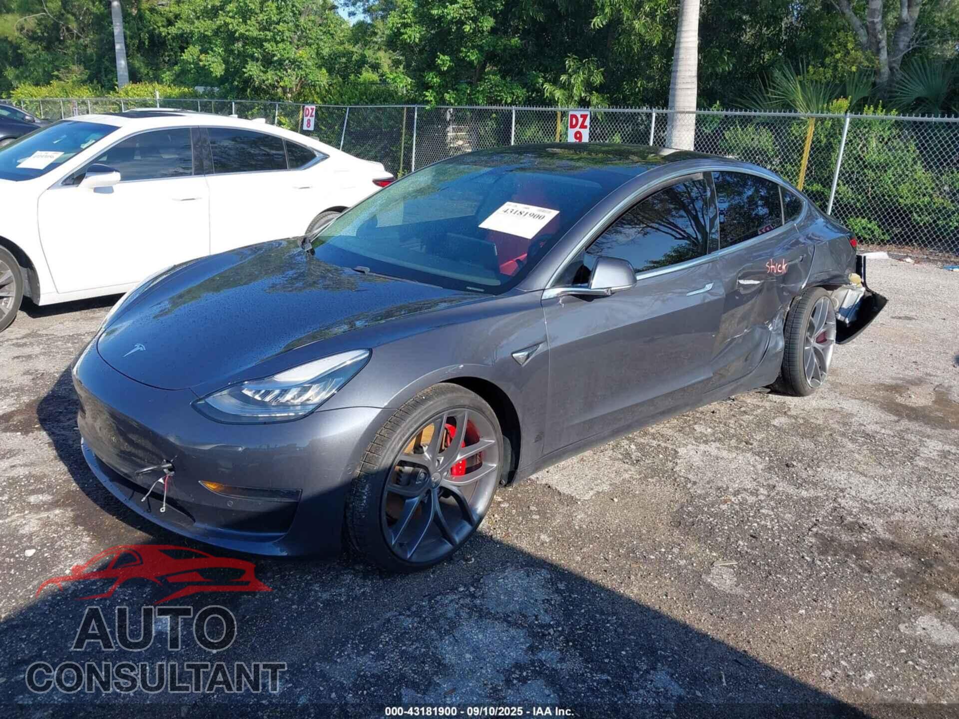TESLA MODEL 3 2020 - 5YJ3E1EC4LF733732