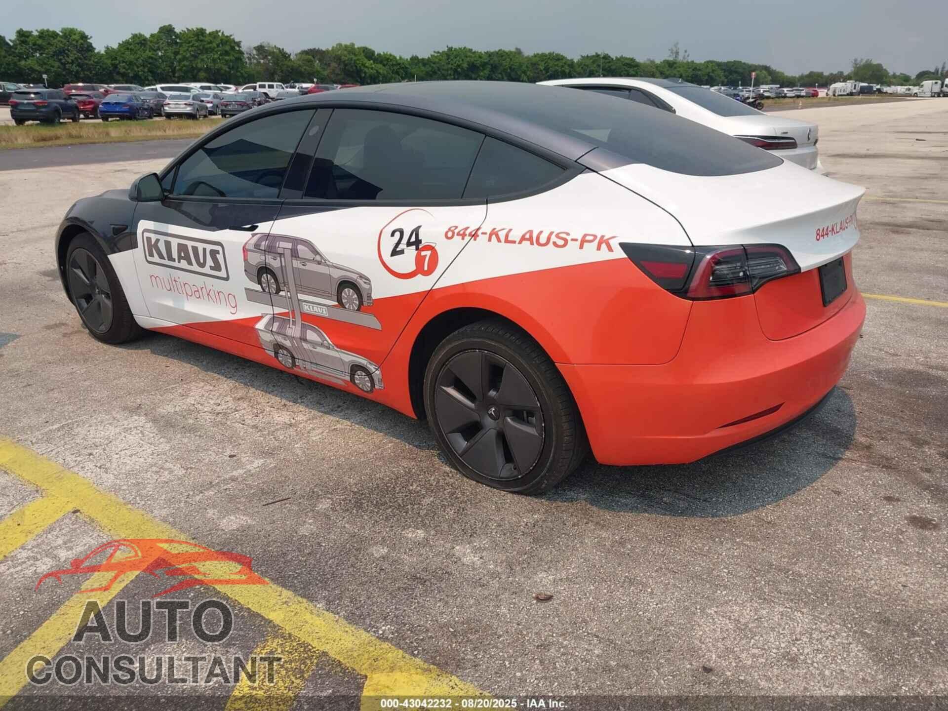 TESLA MODEL 3 2023 - 5YJ3E1EA9PF400947