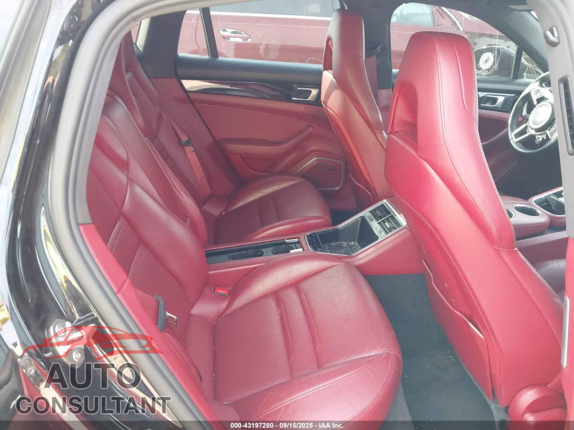 PORSCHE PANAMERA 2017 - WP0AB2A73HL123324