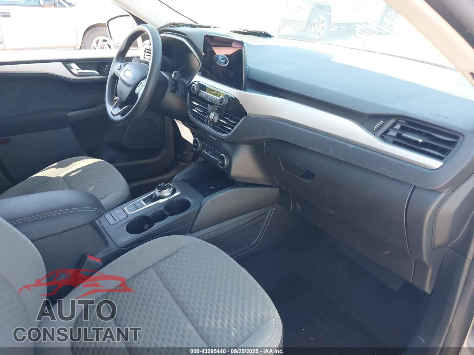FORD ESCAPE 2020 - 1FMCU9G67LUA79966