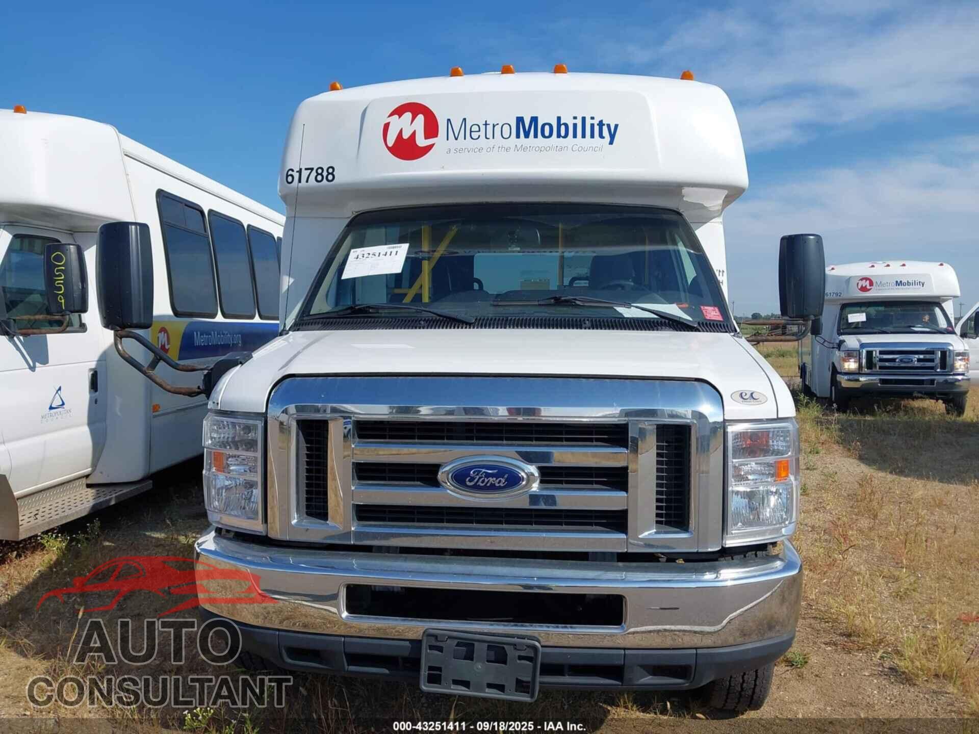 FORD E-450 CUTAWAY 2019 - 1FDFE4FS7KDC56140