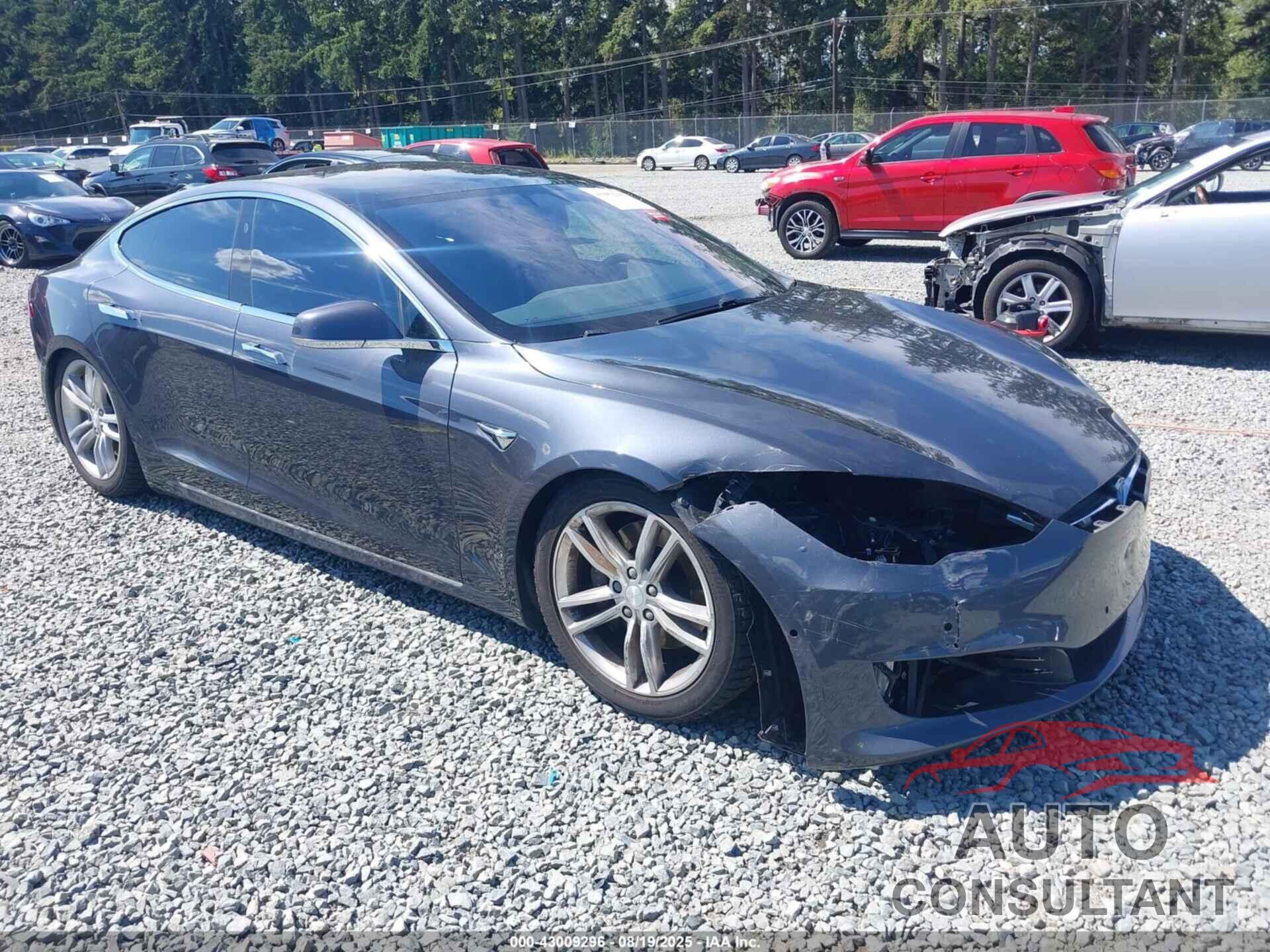 TESLA MODEL S 2017 - 5YJSA1E2XHF198900