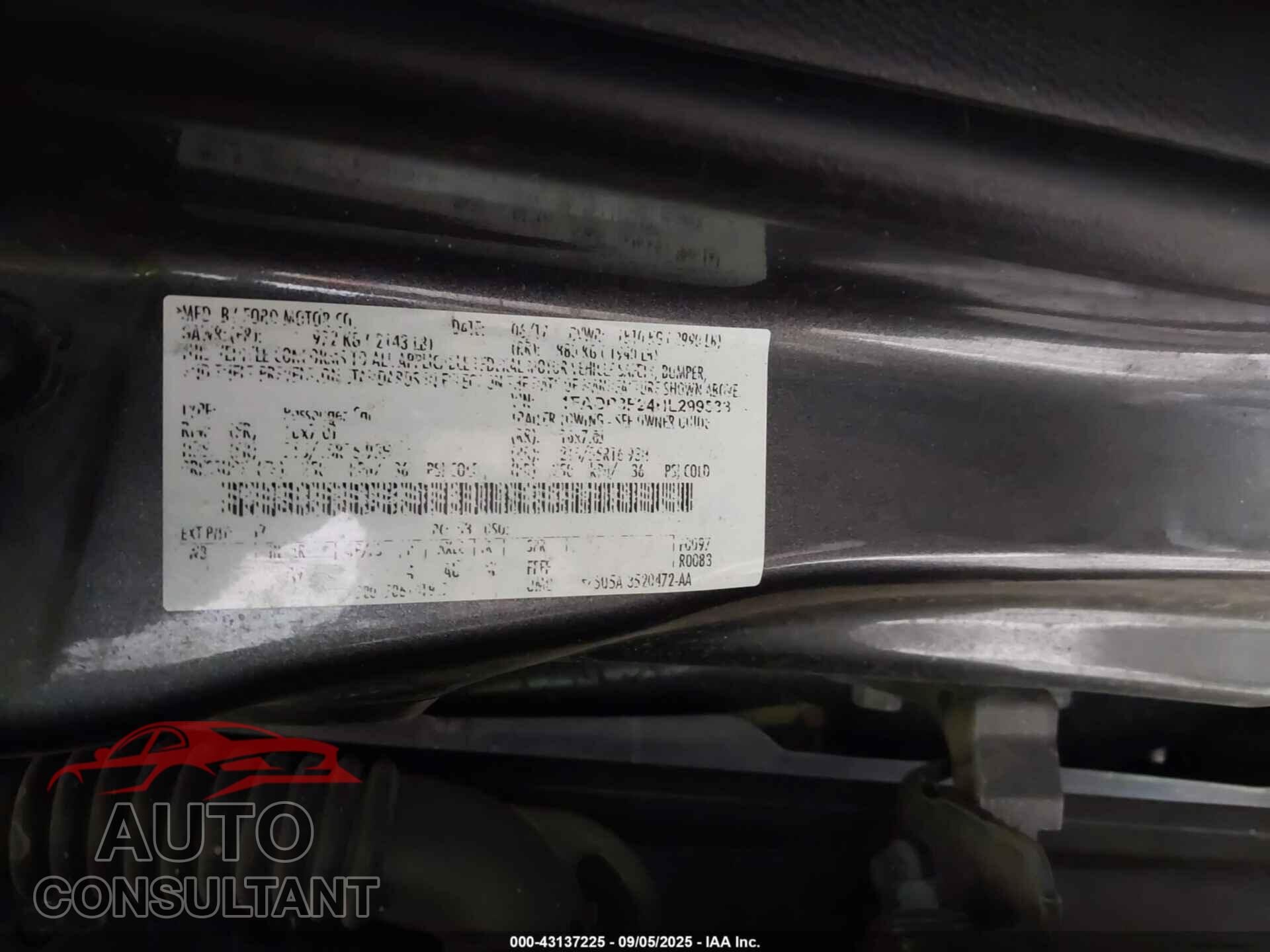 FORD FOCUS 2017 - 1FADP3F24HL299533