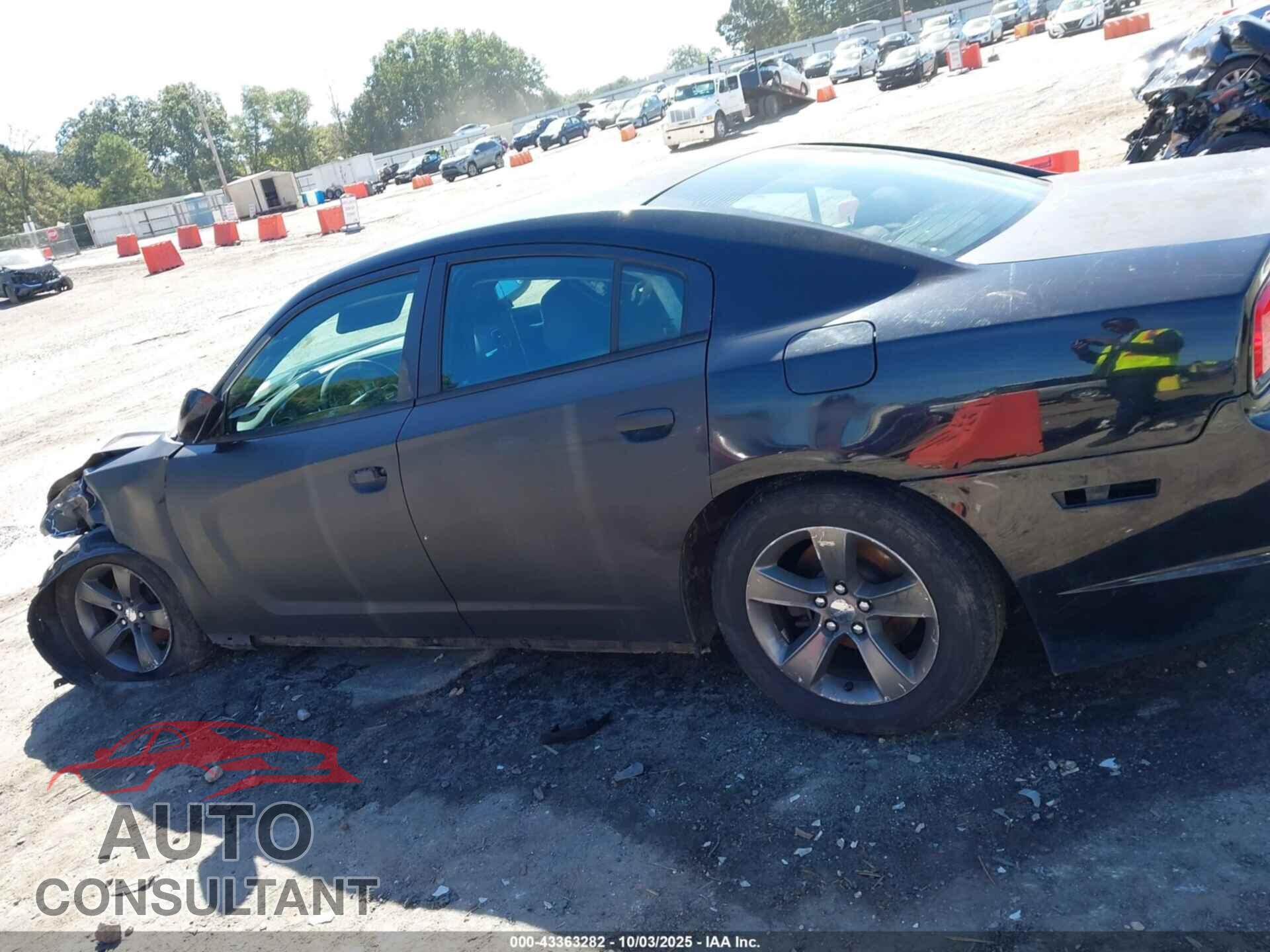 DODGE CHARGER 2013 - 2C3CDXBG5DH720520