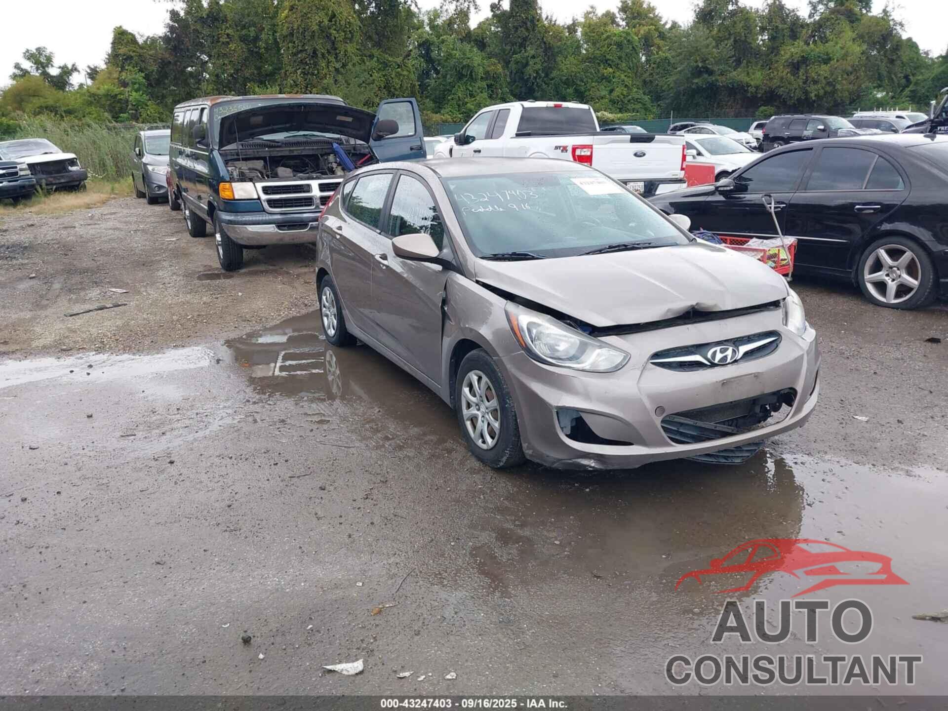 HYUNDAI ACCENT 2014 - KMHCT5AE2EU163112