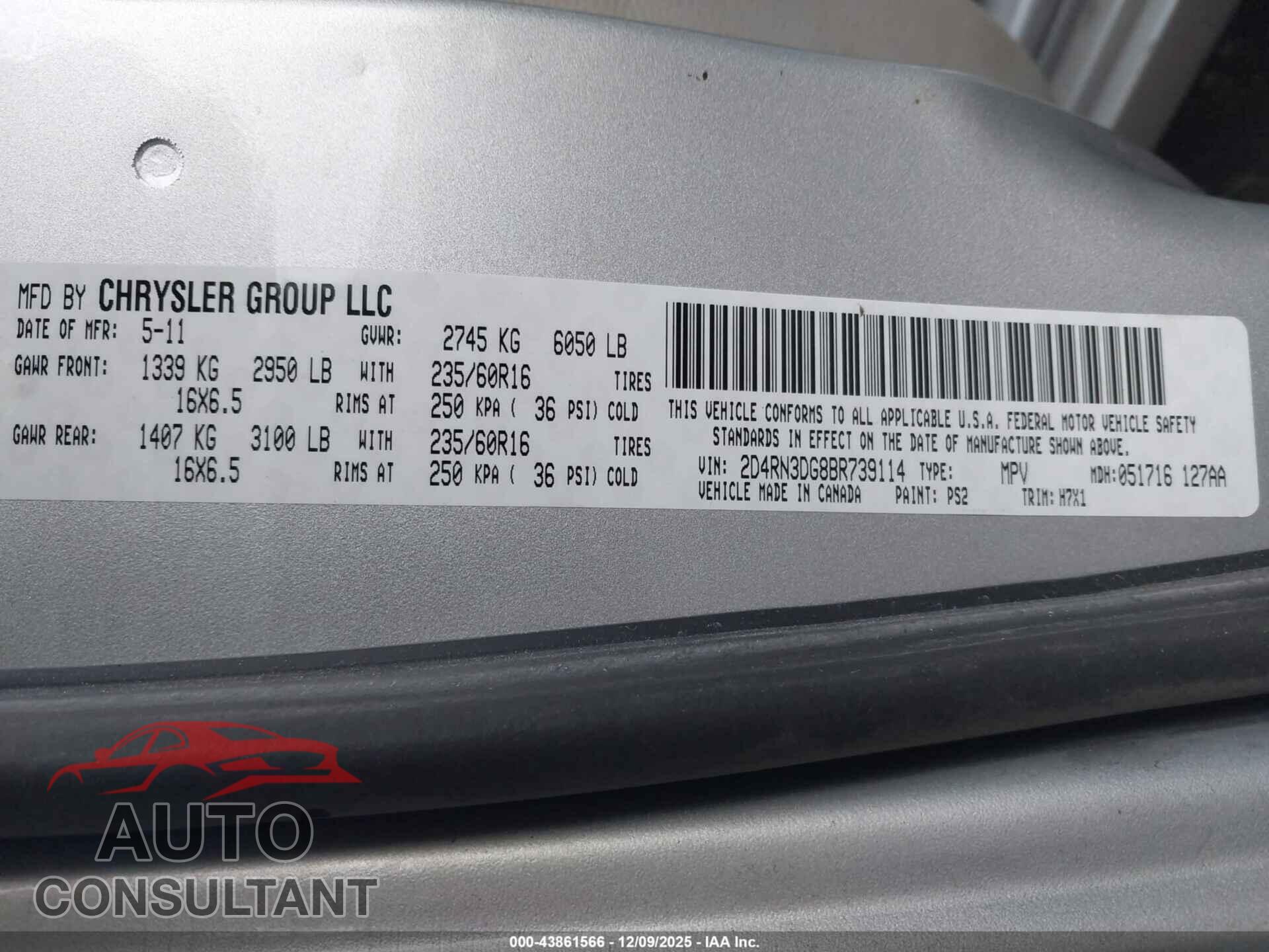 DODGE GRAND CARAVAN 2011 - 2D4RN3DG8BR739114