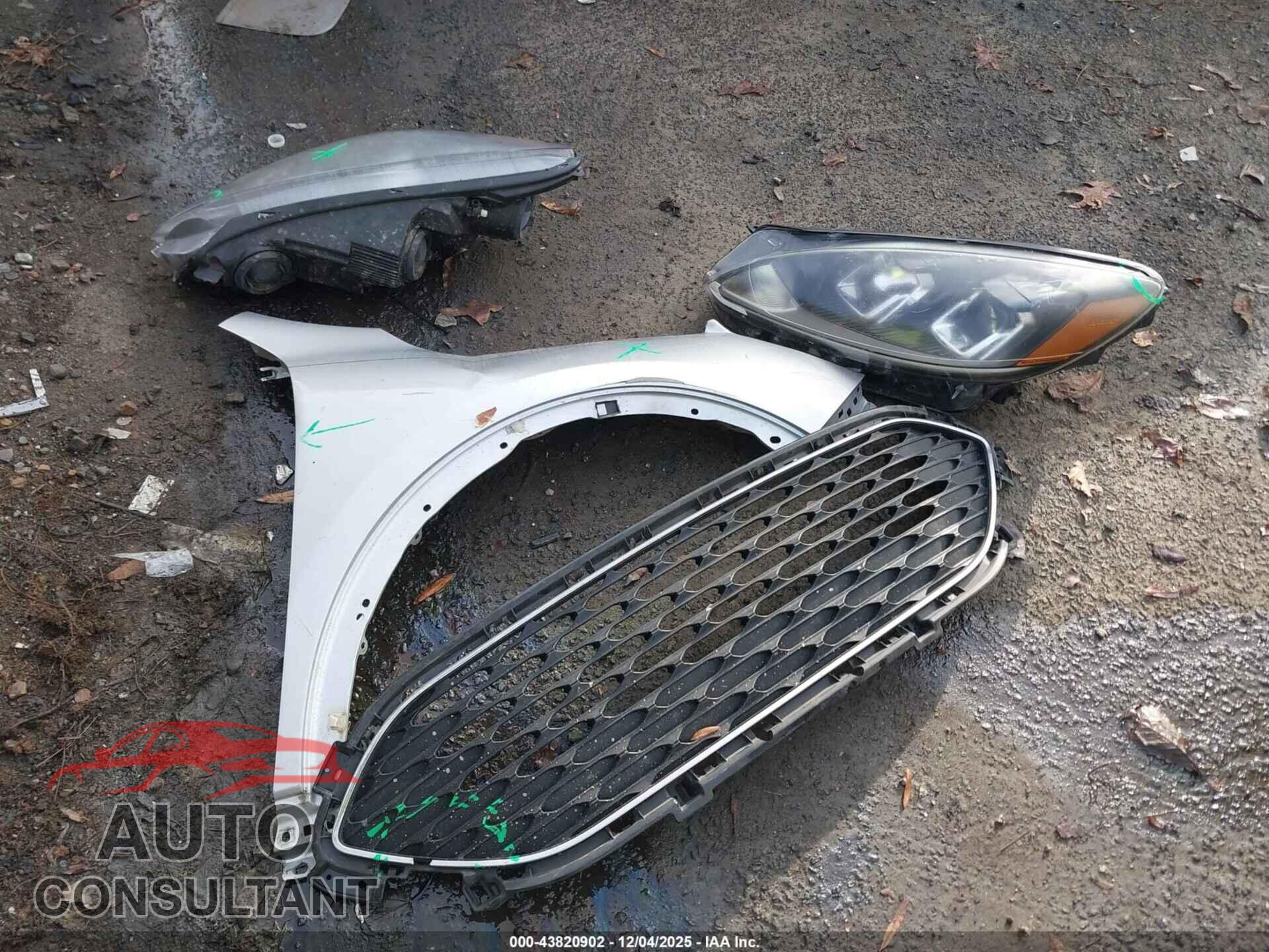 FORD ESCAPE 2020 - 1FMCU0G62LUA91924