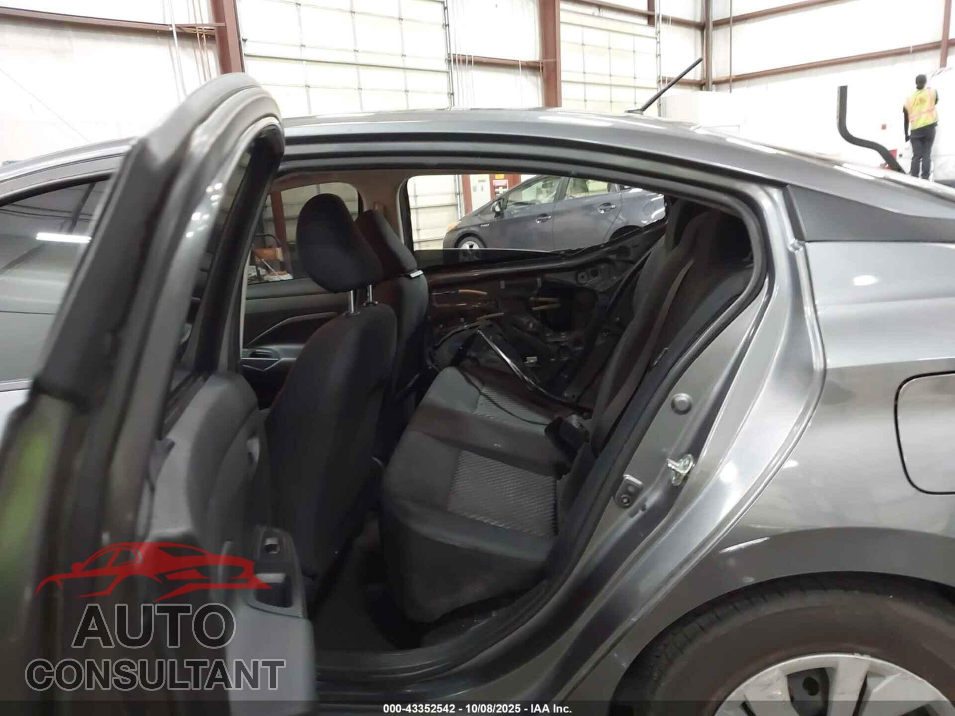 NISSAN VERSA 2021 - 3N1CN8DVXML805857