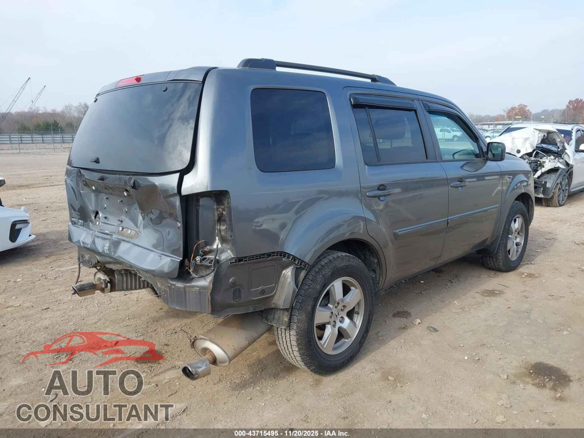 HONDA PILOT 2011 - 5FNYF3H53BB040175