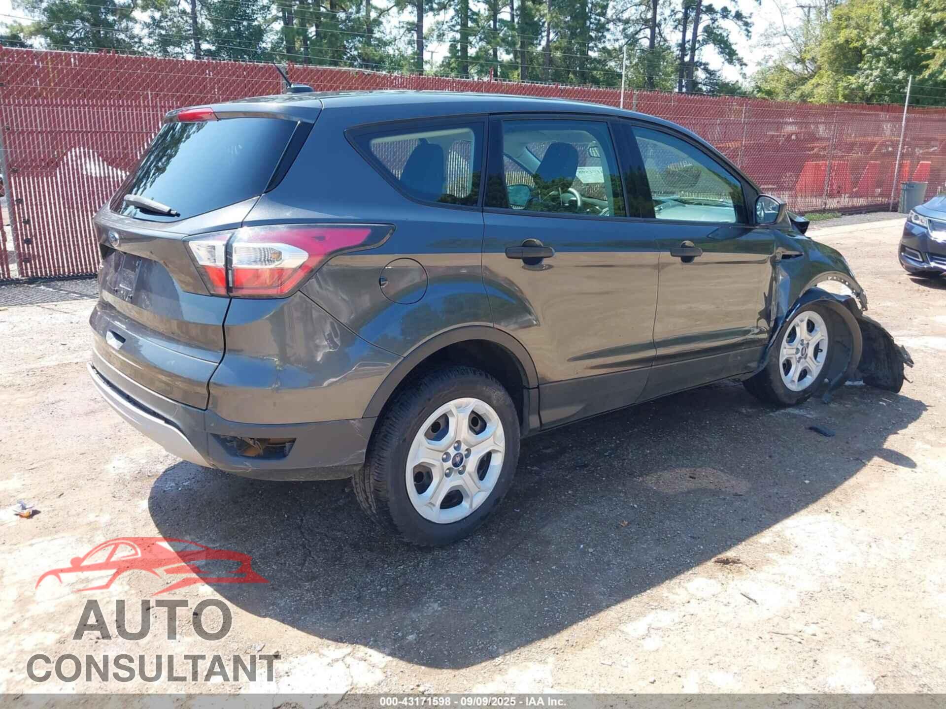 FORD ESCAPE 2018 - 1FMCU0F75JUD41325