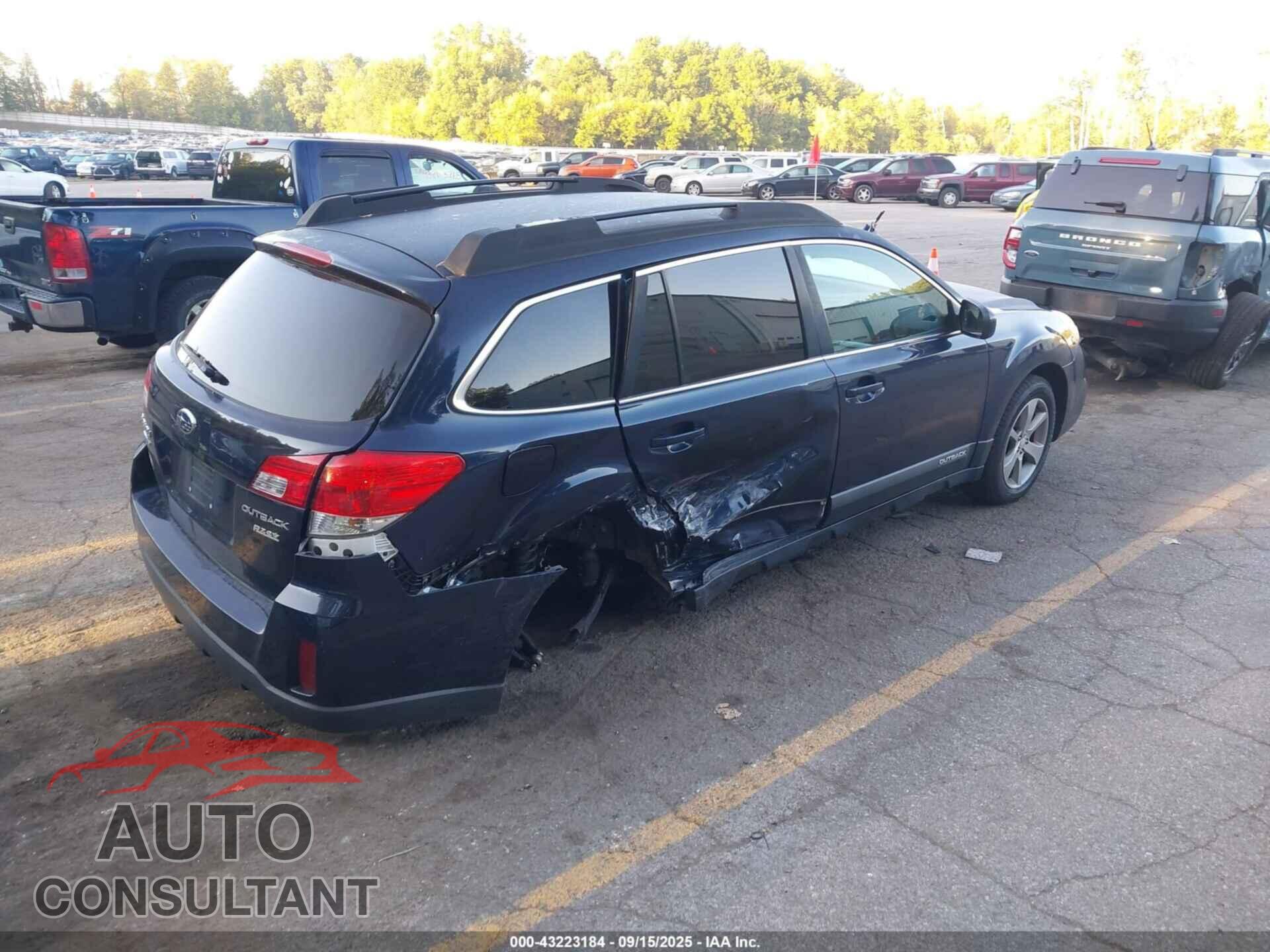 SUBARU OUTBACK 2013 - 4S4BRBCC4D3324133