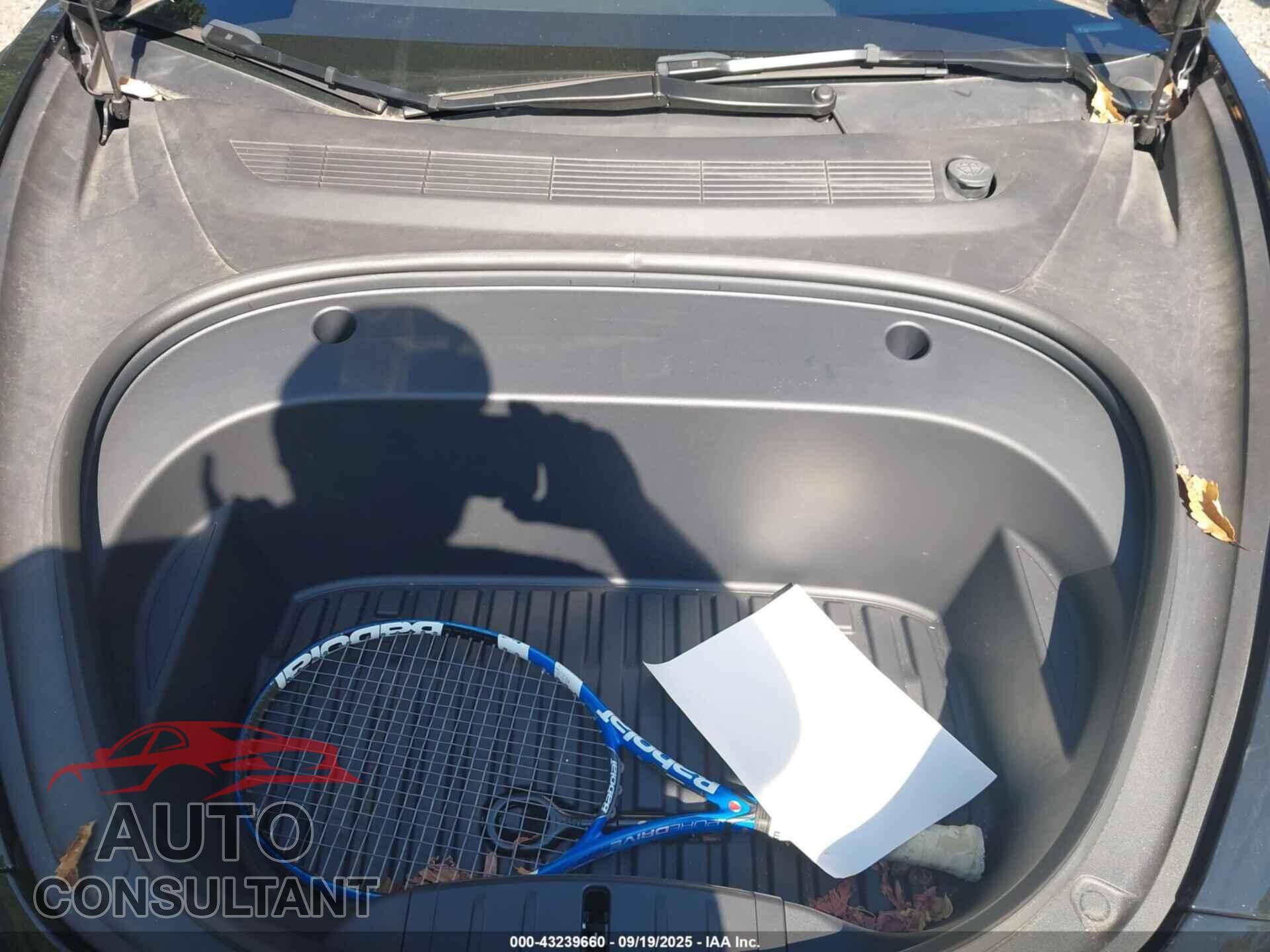 TESLA MODEL 3 2023 - 5YJ3E1EA2PF572074