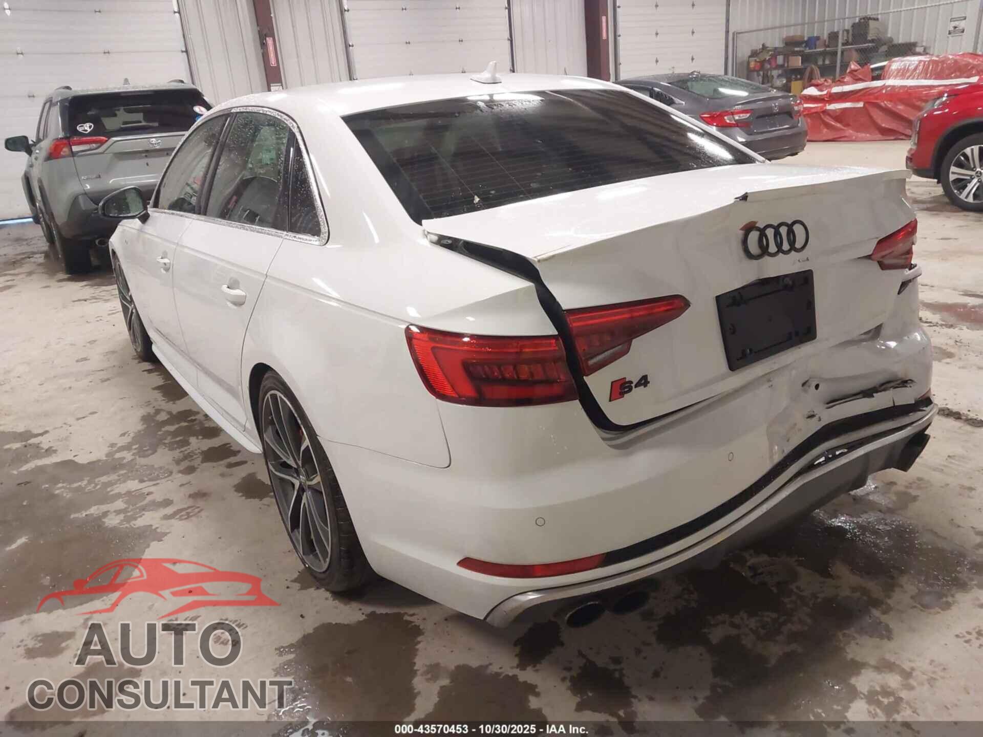 AUDI S4 2018 - WAUC4AF49JA003490