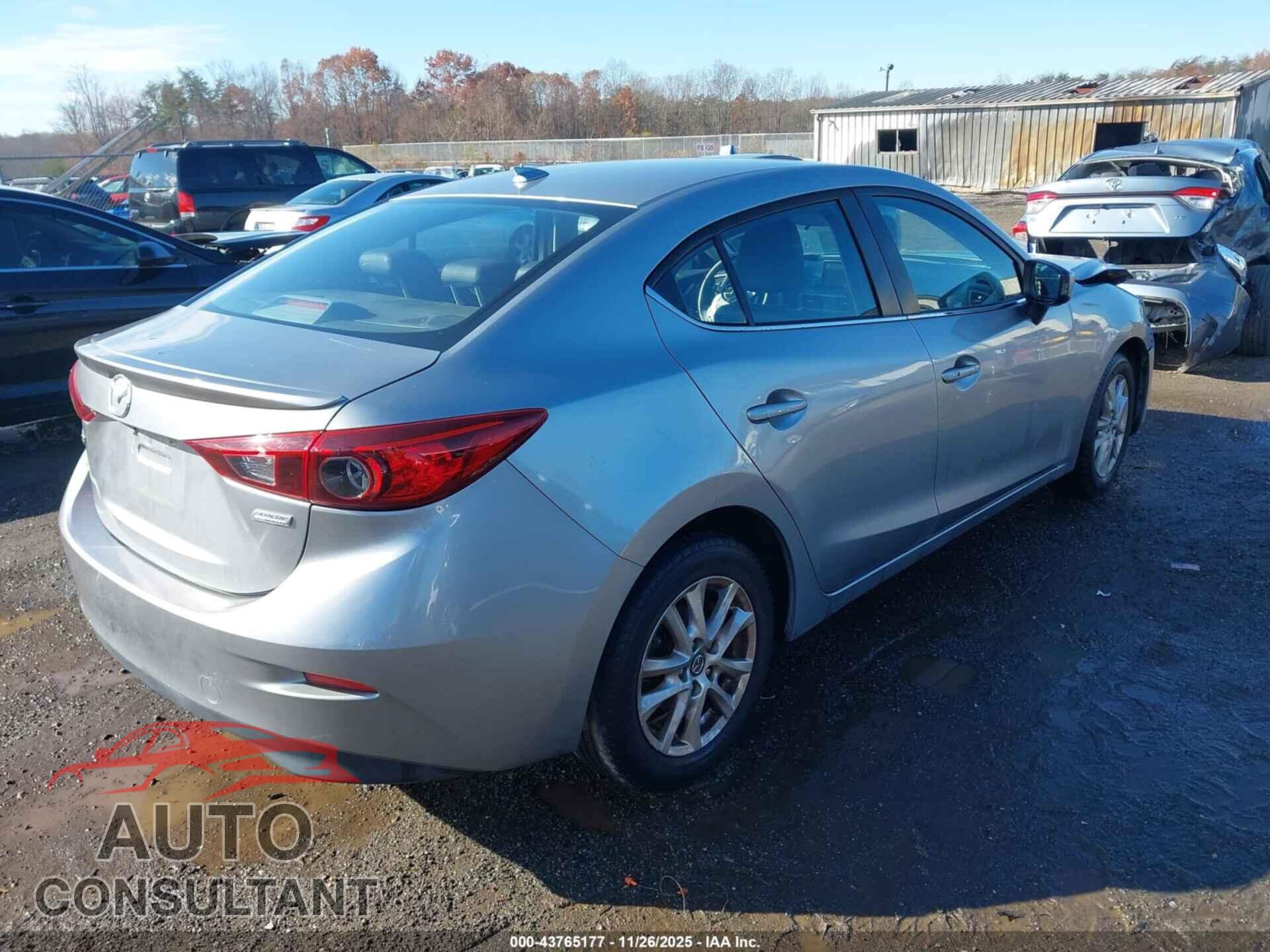 MAZDA MAZDA3 2015 - JM1BM1W70F1231720