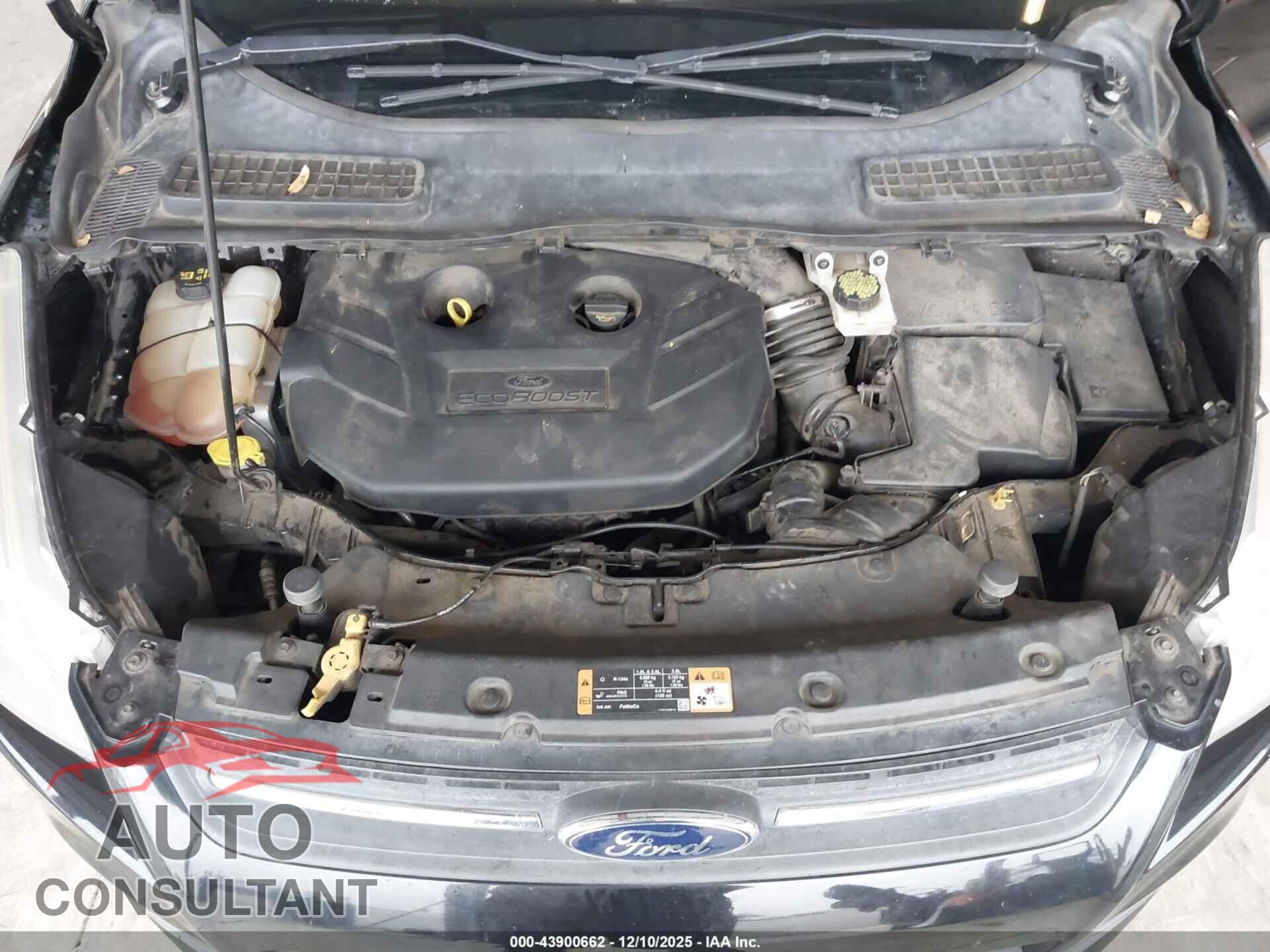 FORD ESCAPE 2016 - 1FMCU9G94GUB96131