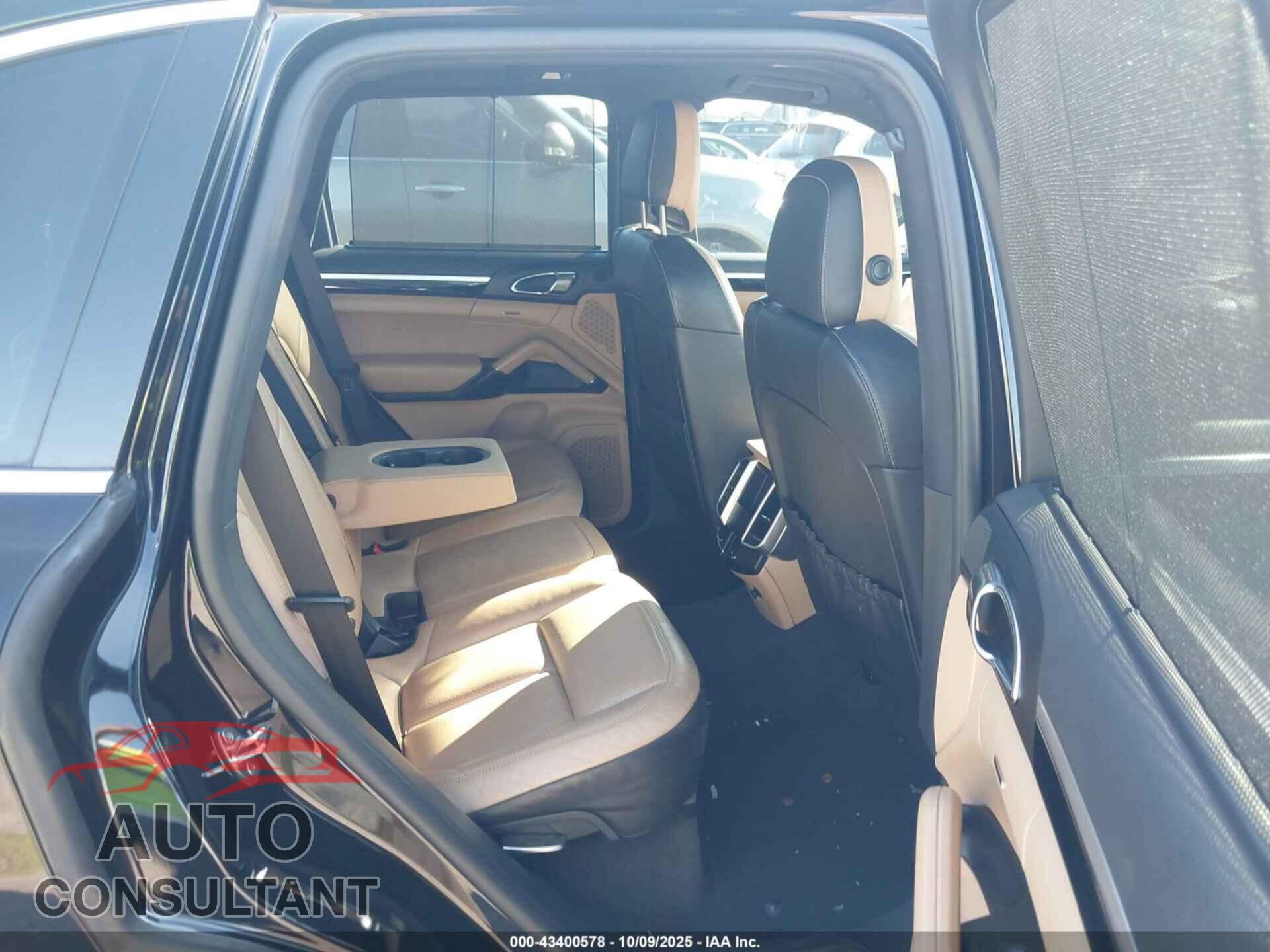 PORSCHE CAYENNE 2015 - WP1AB2A21FLA60112