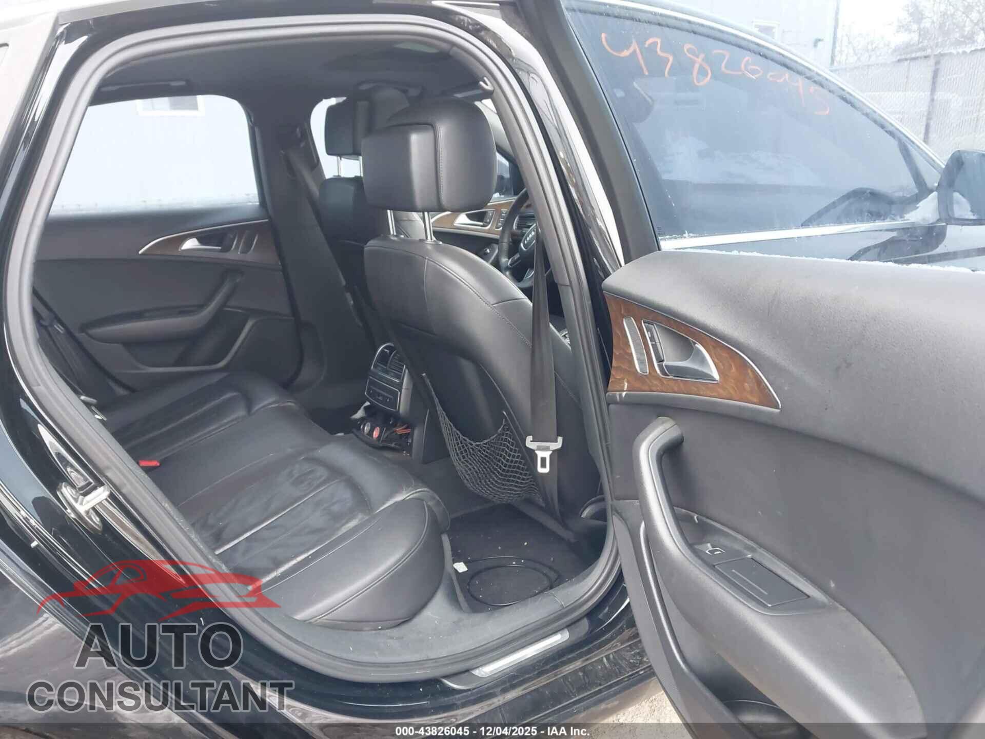 AUDI A6 2014 - WAUFFAFC8EN137503