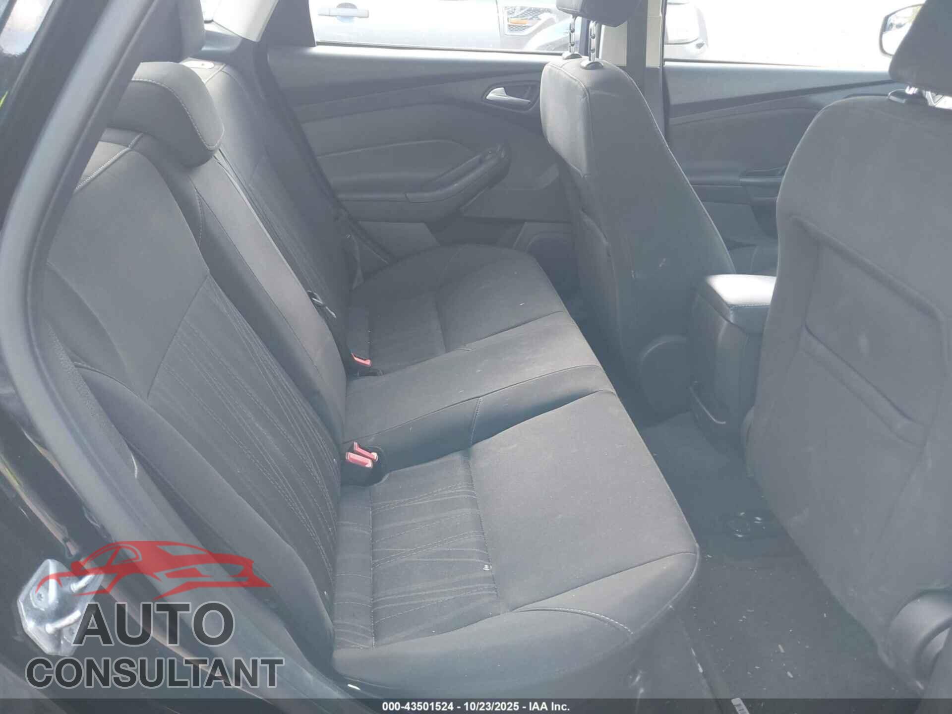 FORD FOCUS 2016 - 1FADP3F21GL401191