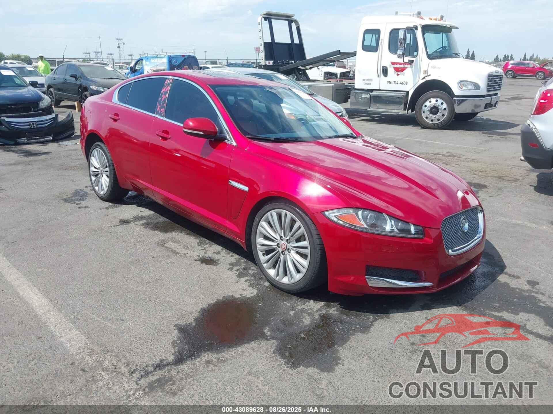 JAGUAR XF 2013 - SAJWA0E76D8S65754